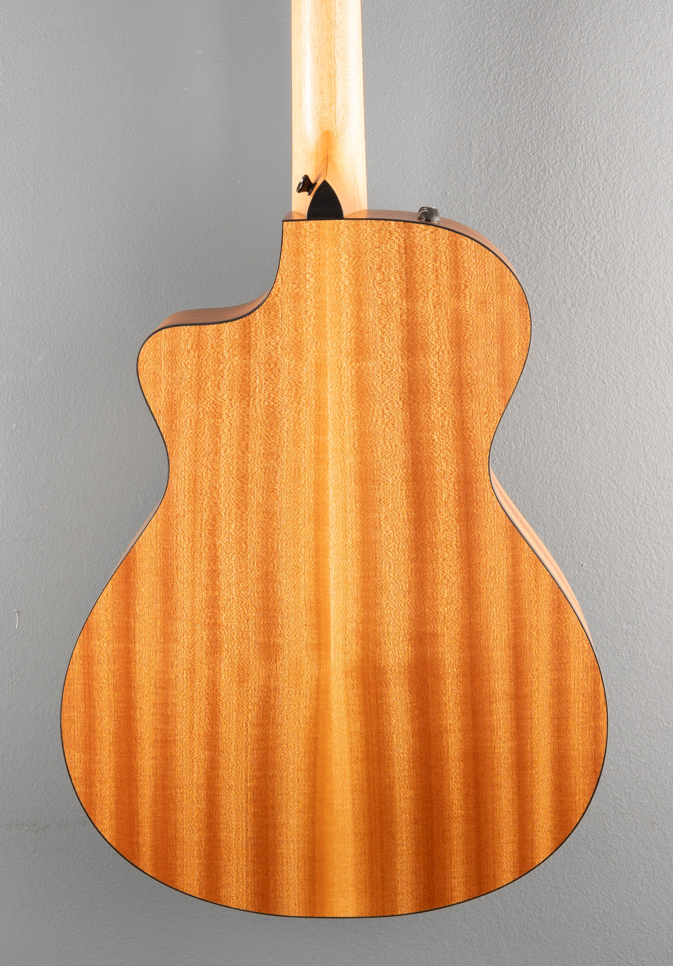 USED 112CE Special Edition '26 - Image 4
