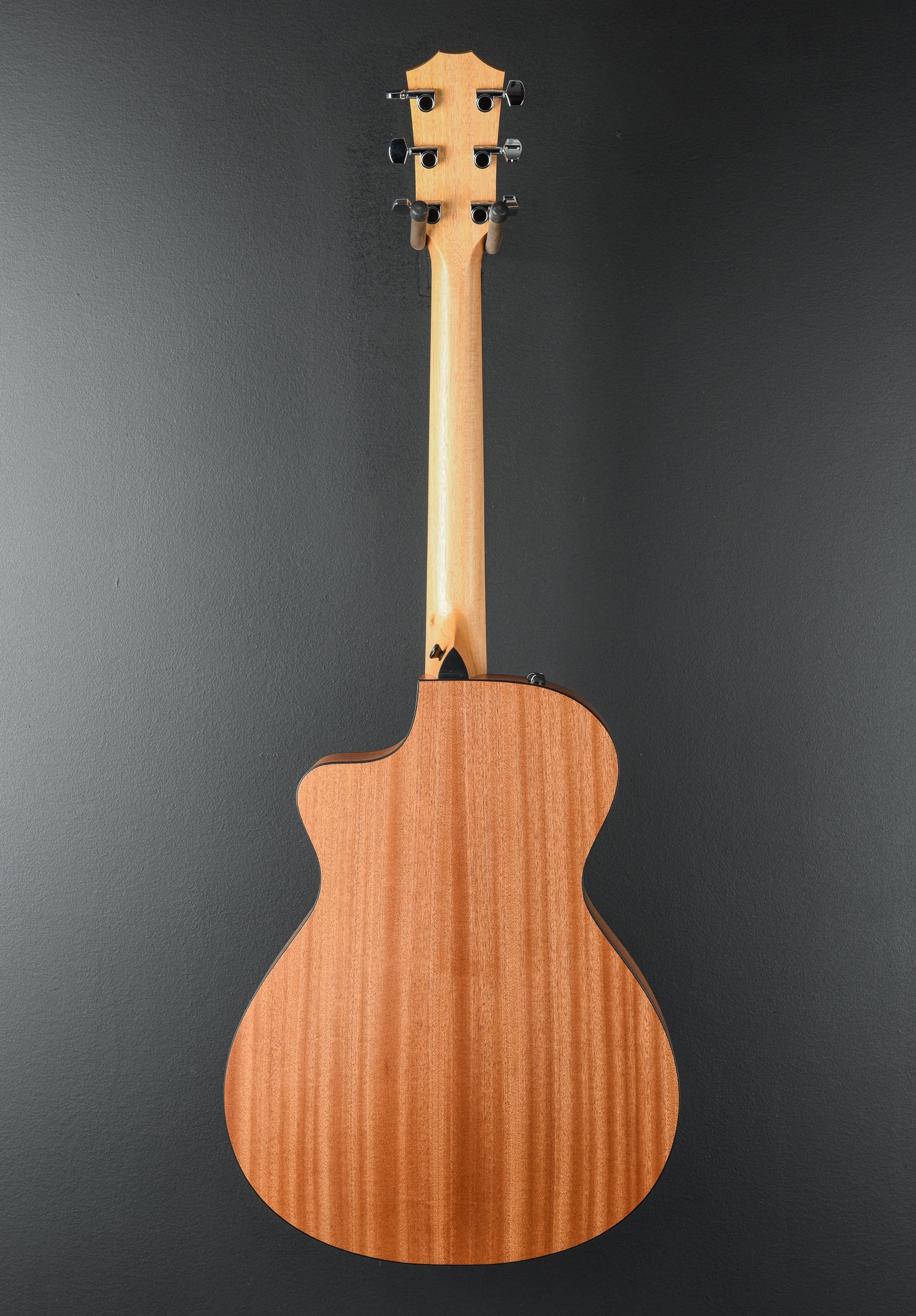 USED 112CE Special Edition '26 - Image 5