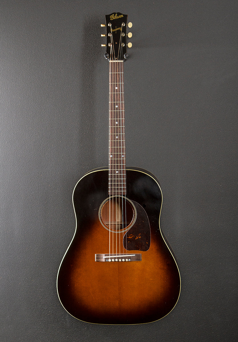 1942 Banner J-45 - Vintage Sunburst Light Aged - Image 3