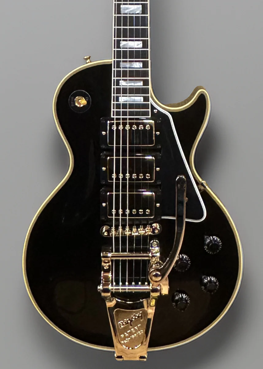1957 Les Paul Custom Reissue - VOS Ebony 3 Pickup w/Bigsby - Image 2