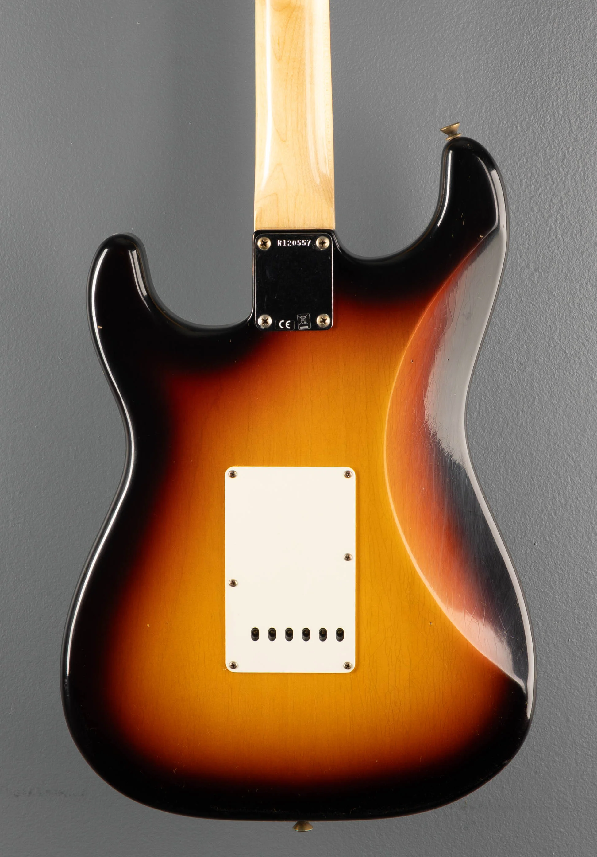 1960 Journeyman Relic Stratocaster - 3 Color Sunburst - Image 4