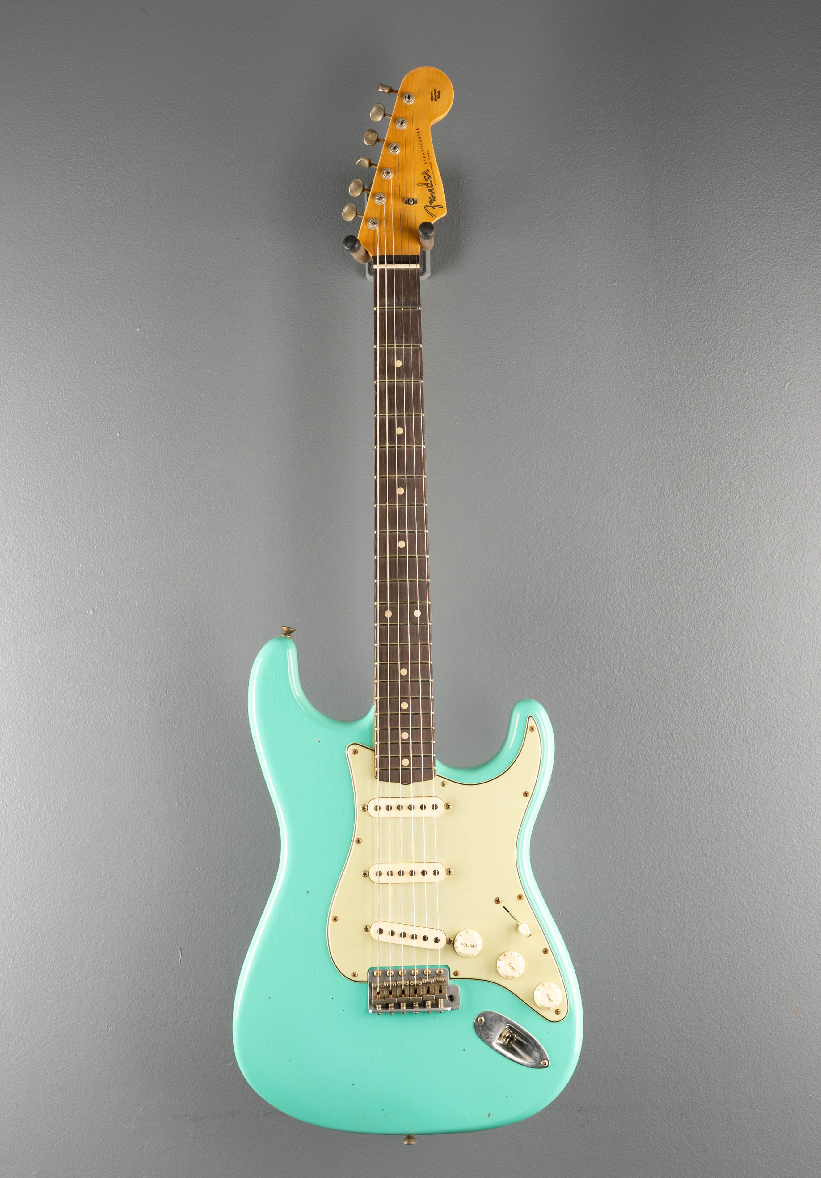 1960 Journeyman Relic Stratocaster - Aged Seafoam Green - Image 3