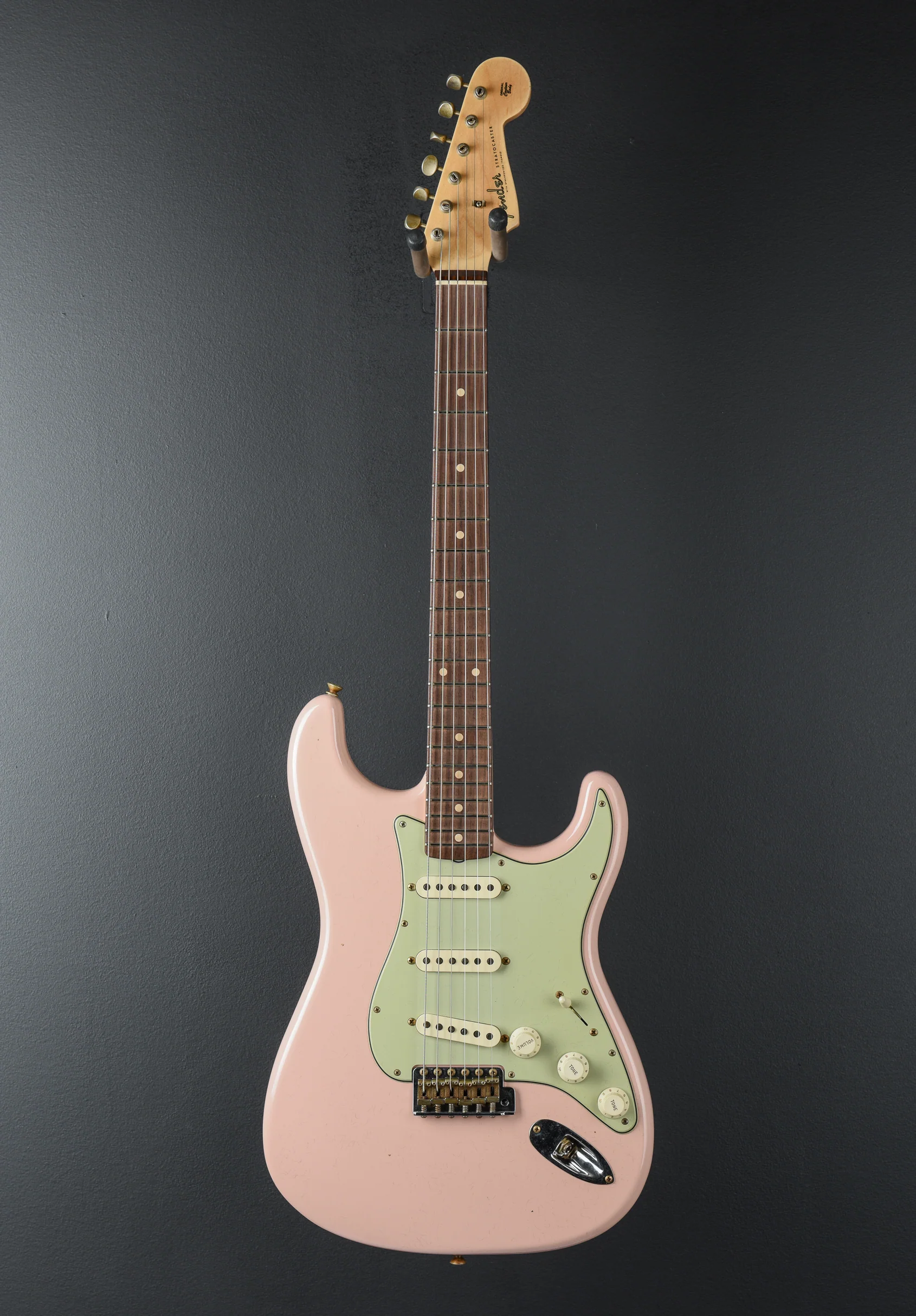 1960 Journeyman Relic Stratocaster - Shell Pink - Image 3