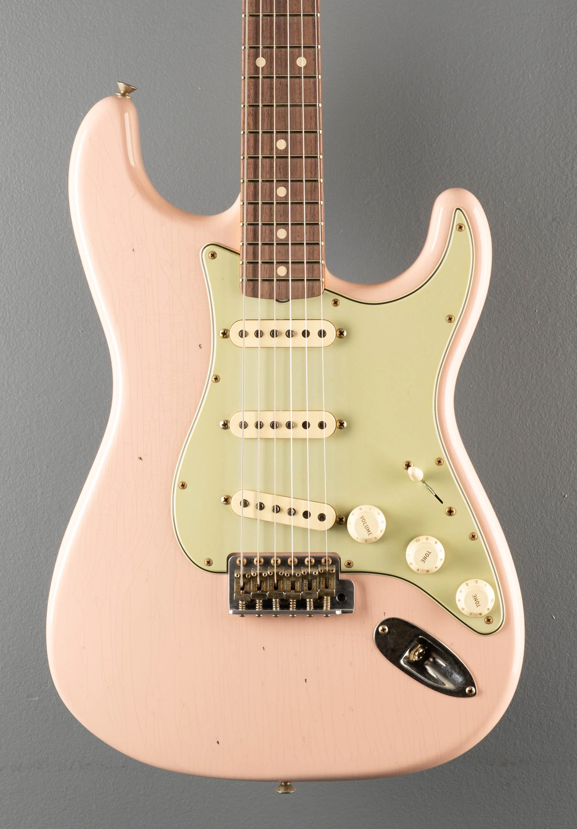 1960 Journeyman Relic Stratocaster - Shell Pink - Image 2