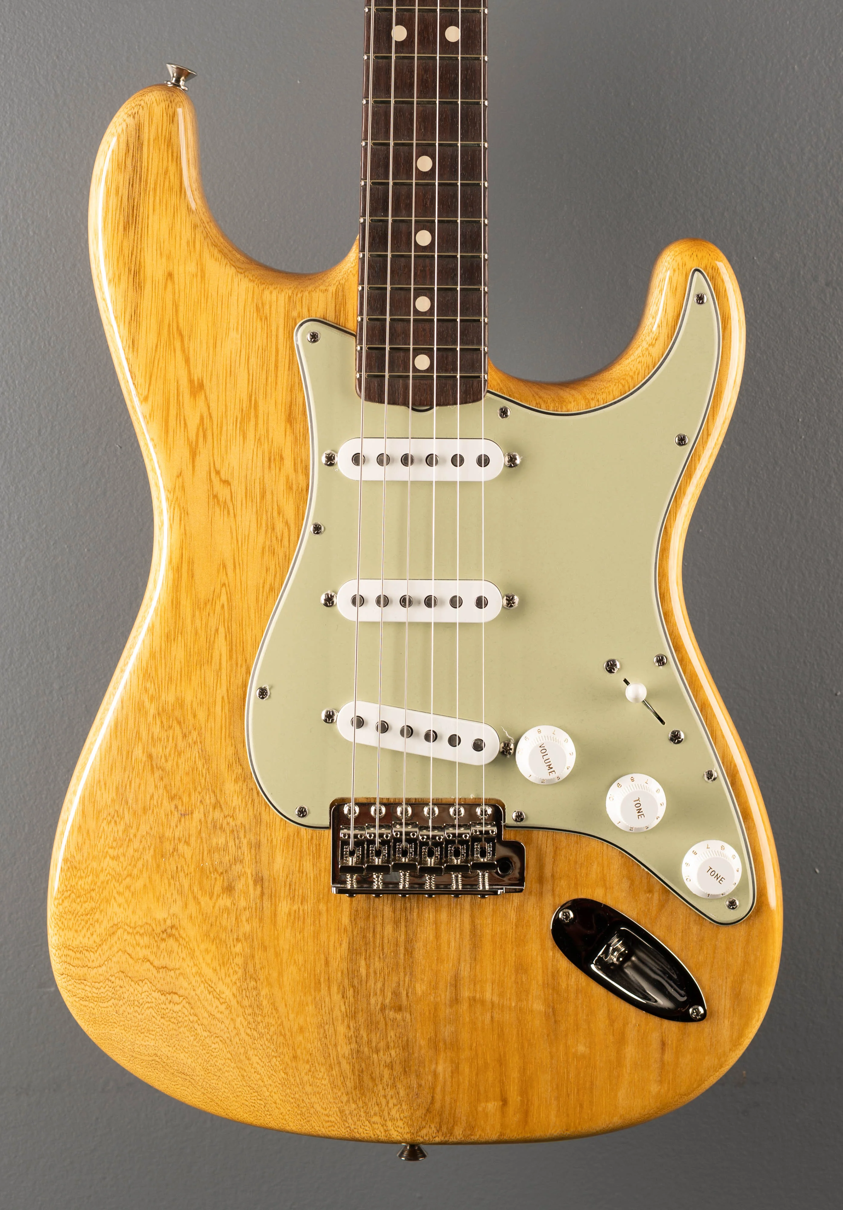 1963 NOS Korina Strat - Image 2
