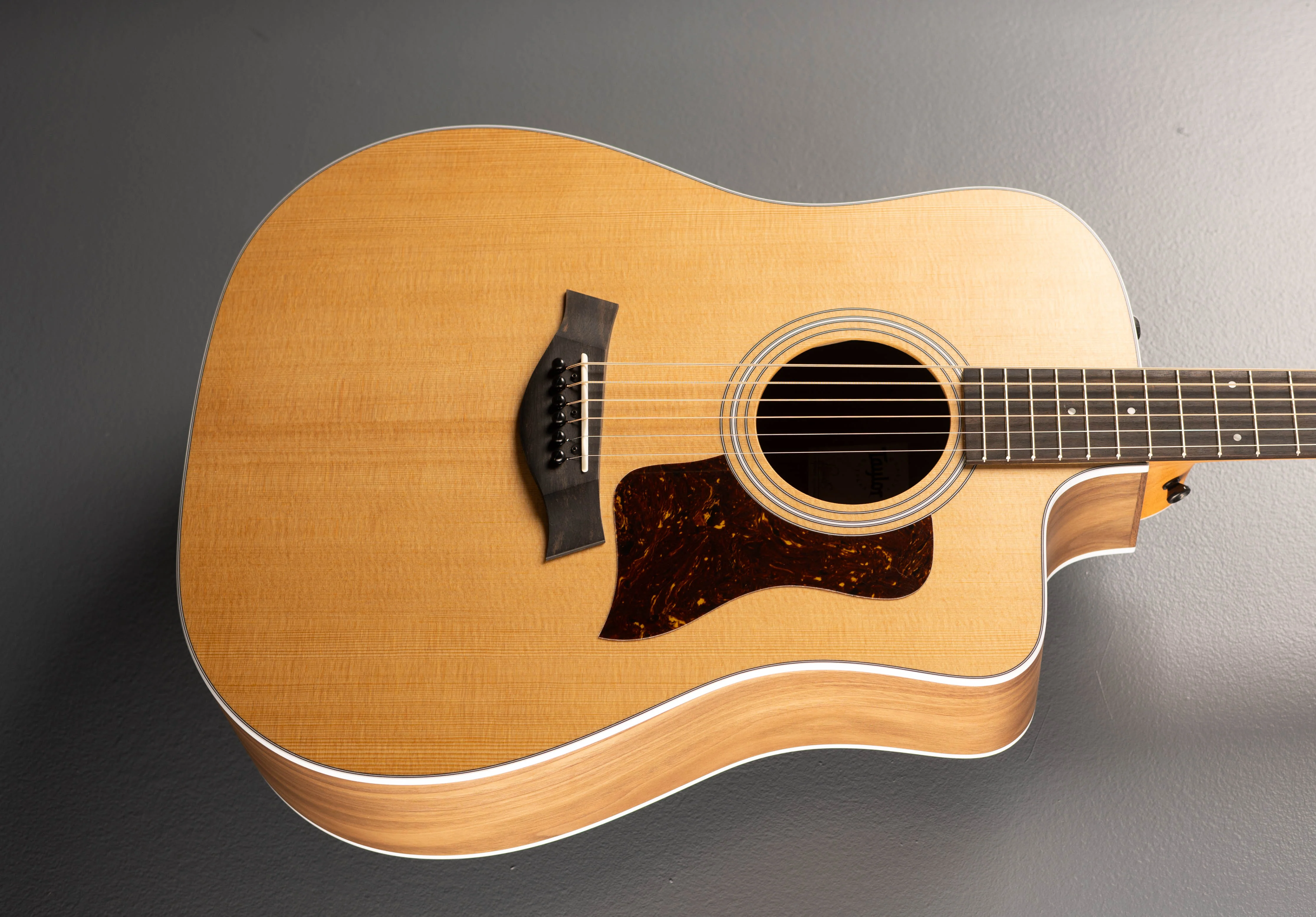 210CE Walnut