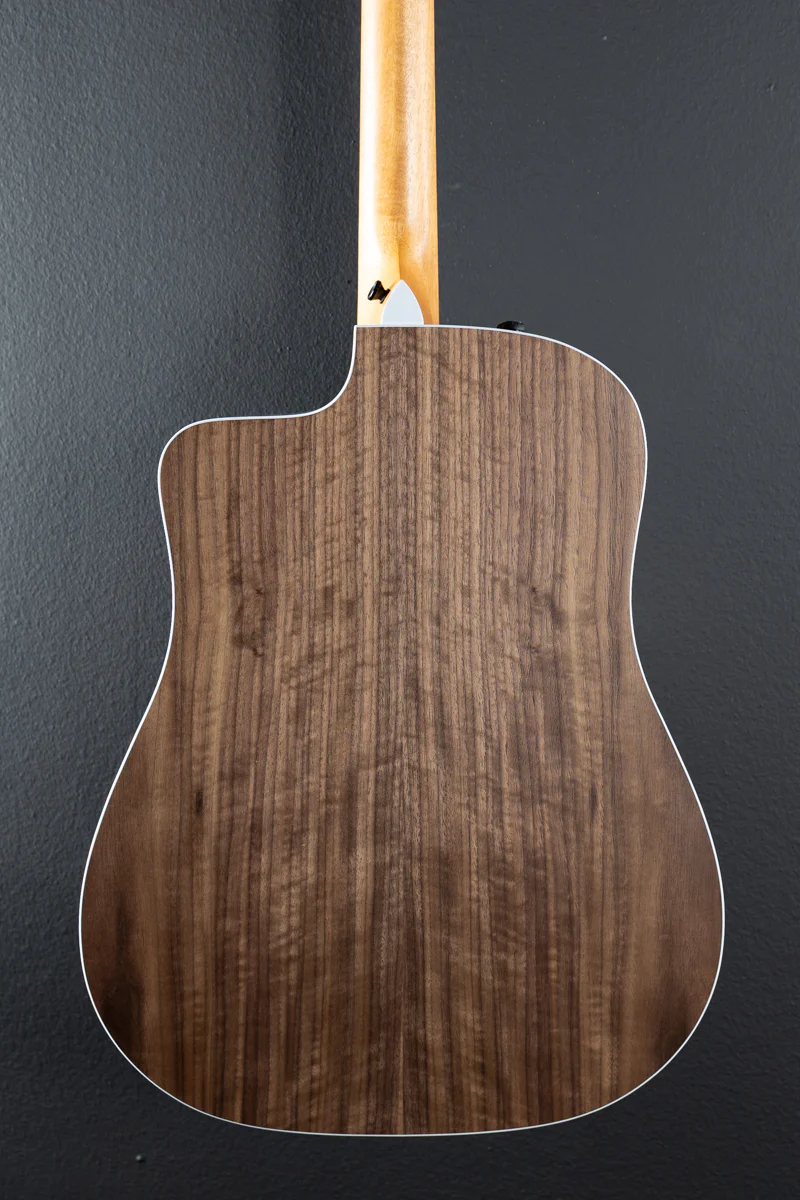 USED 210CE Walnut '26 - Image 4