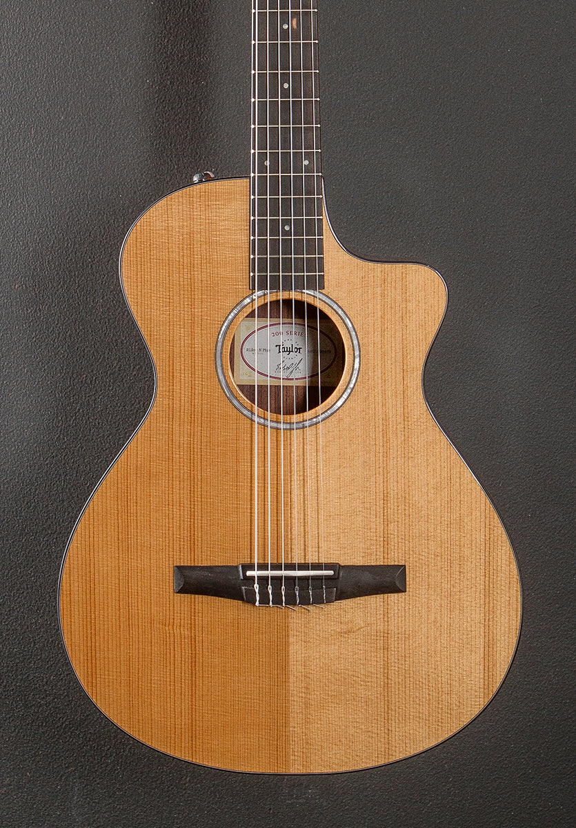 USED 212CE-N Plus '26 - Image 2