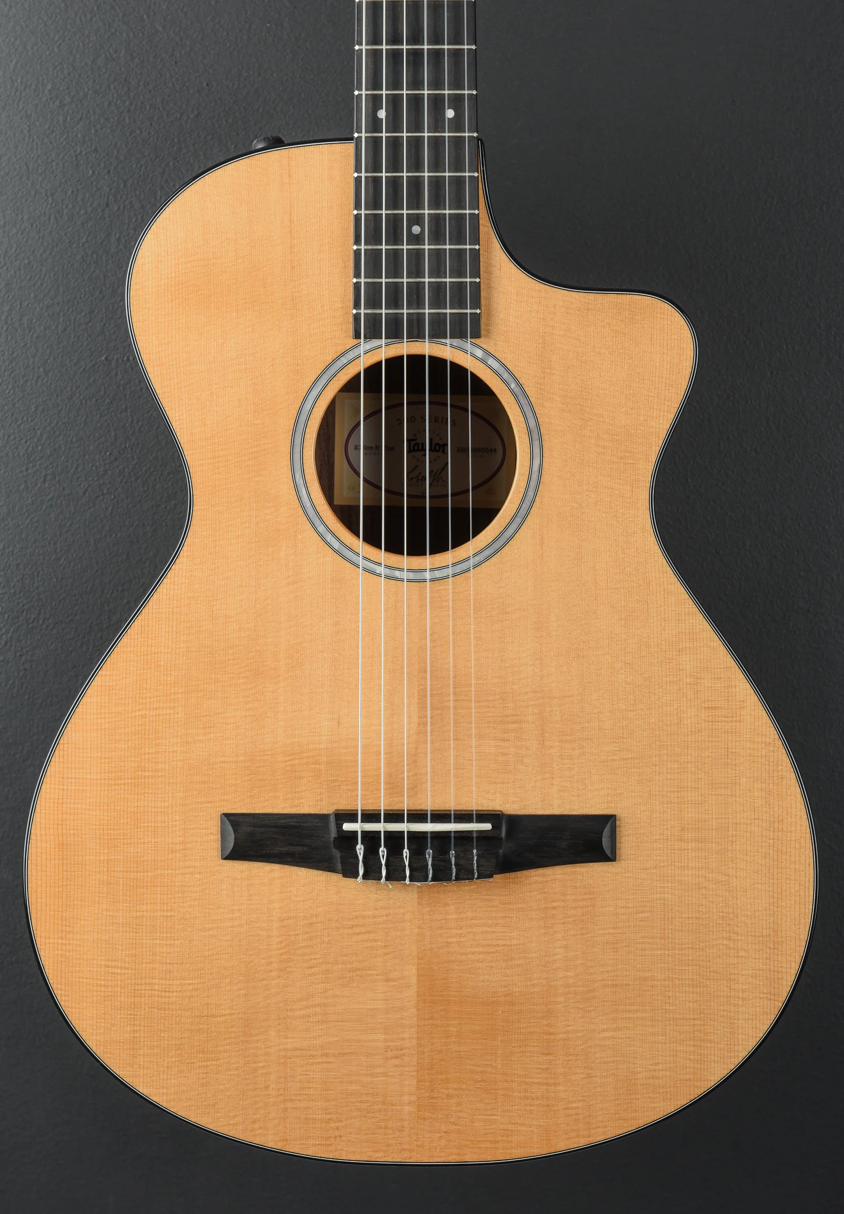 USED 212CE-N Plus '25 - Image 2