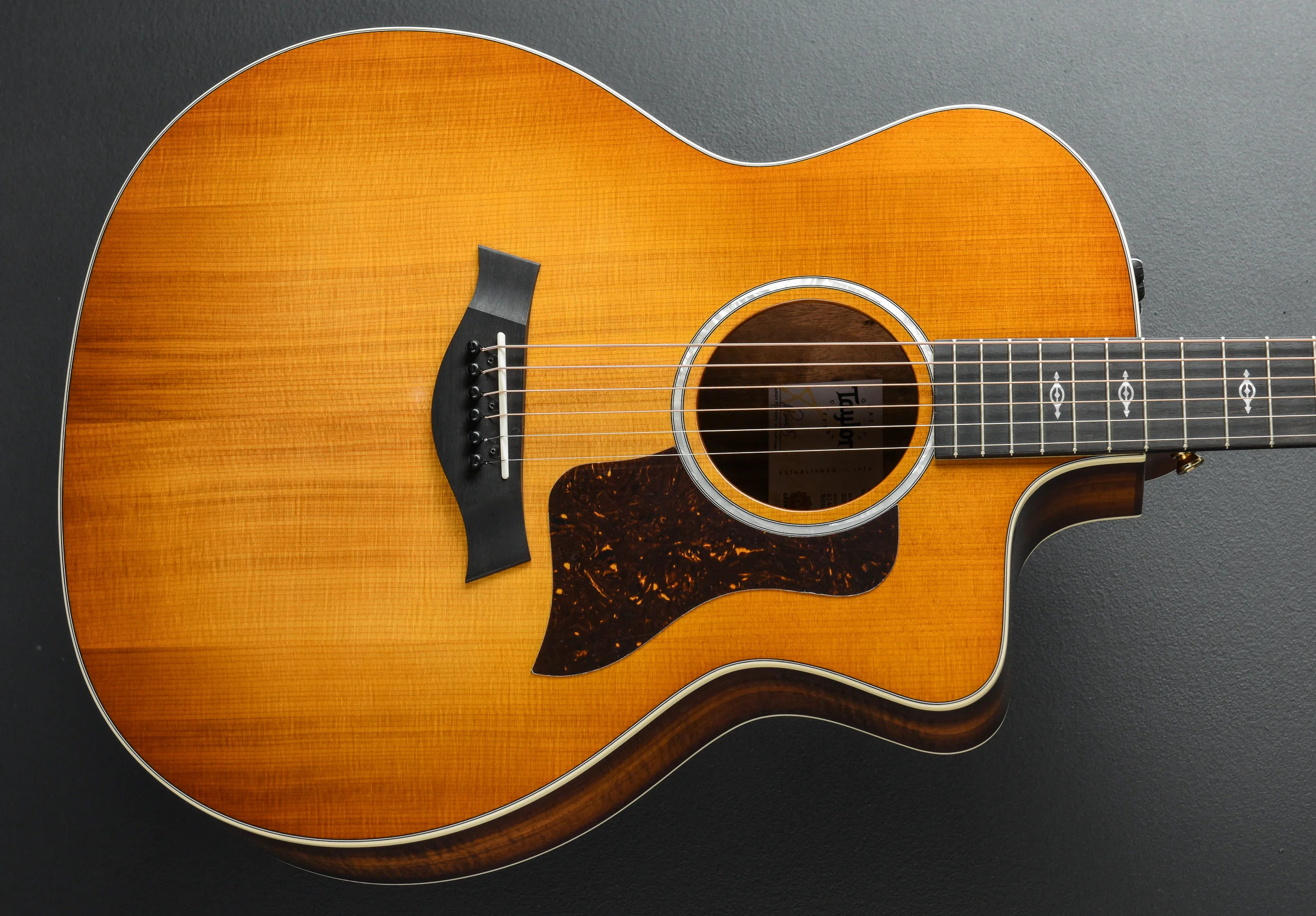 USED 214ce-K DLX Special Edition - Honeyburst '26