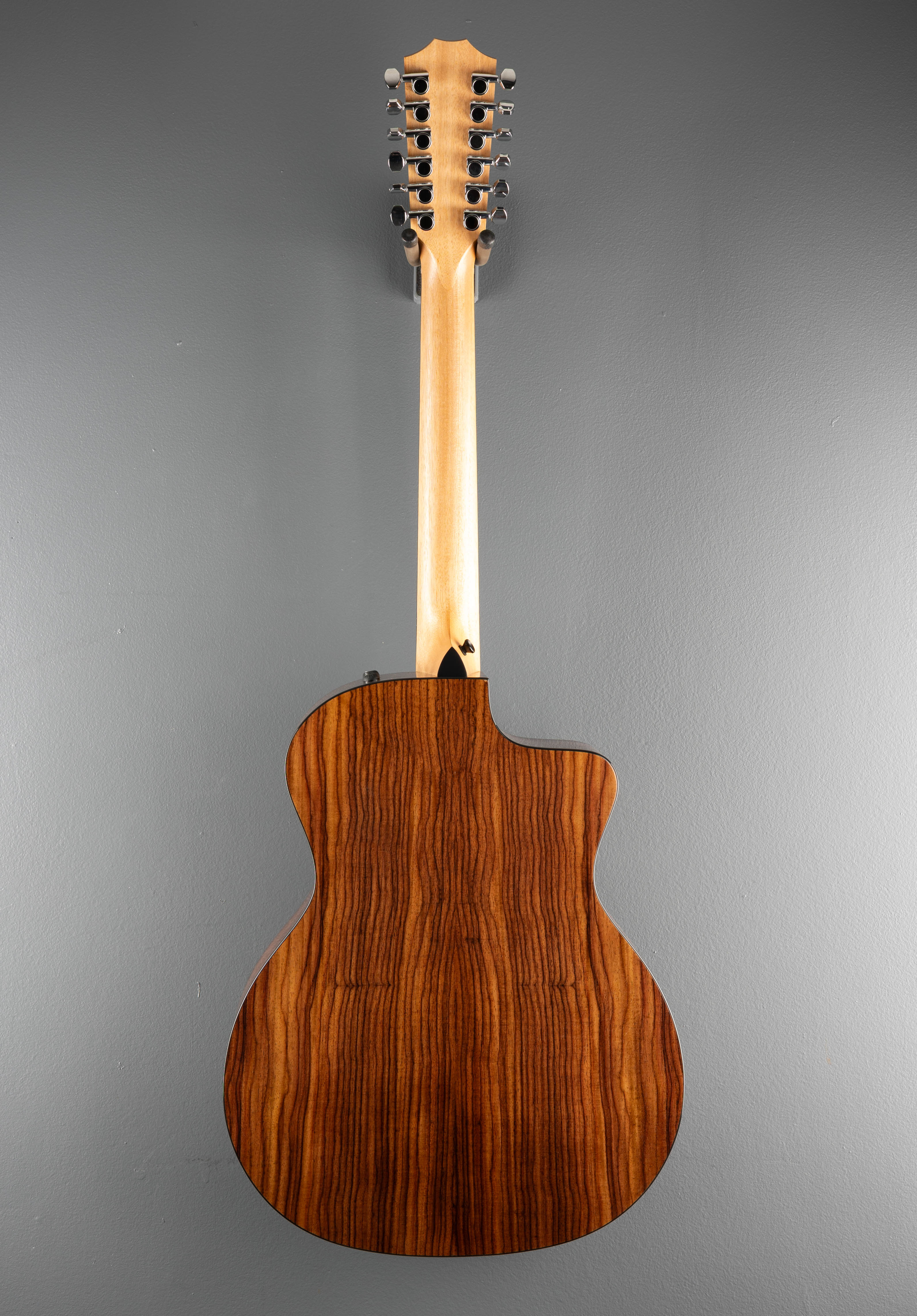 USED 254CE Plus 12 String Left Handed, '26 - Image 5