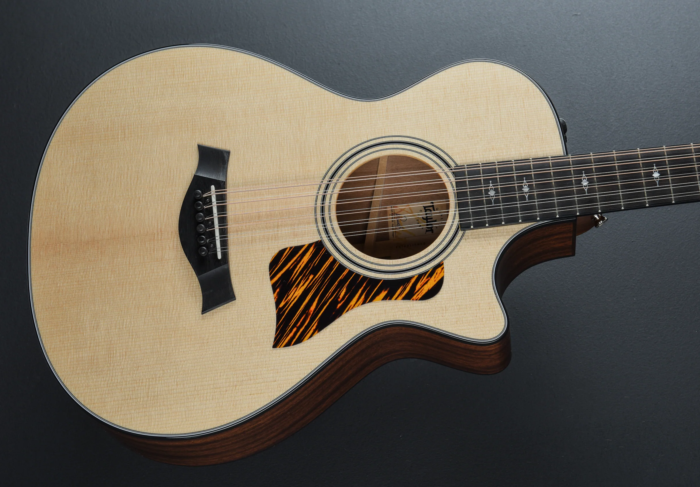 USED 352CE 12 String '24