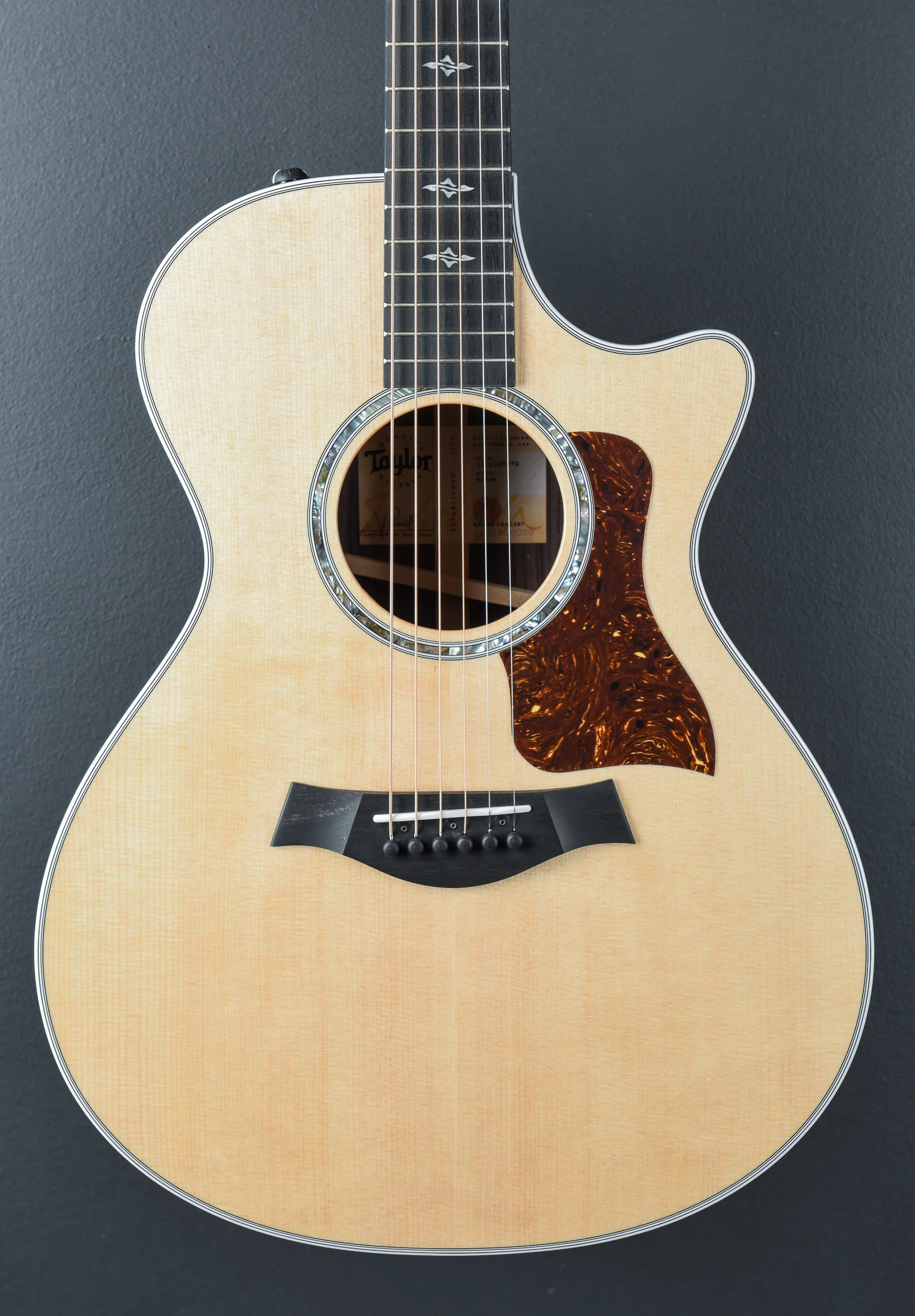 USED 412CE Rosewood '26 - Image 2