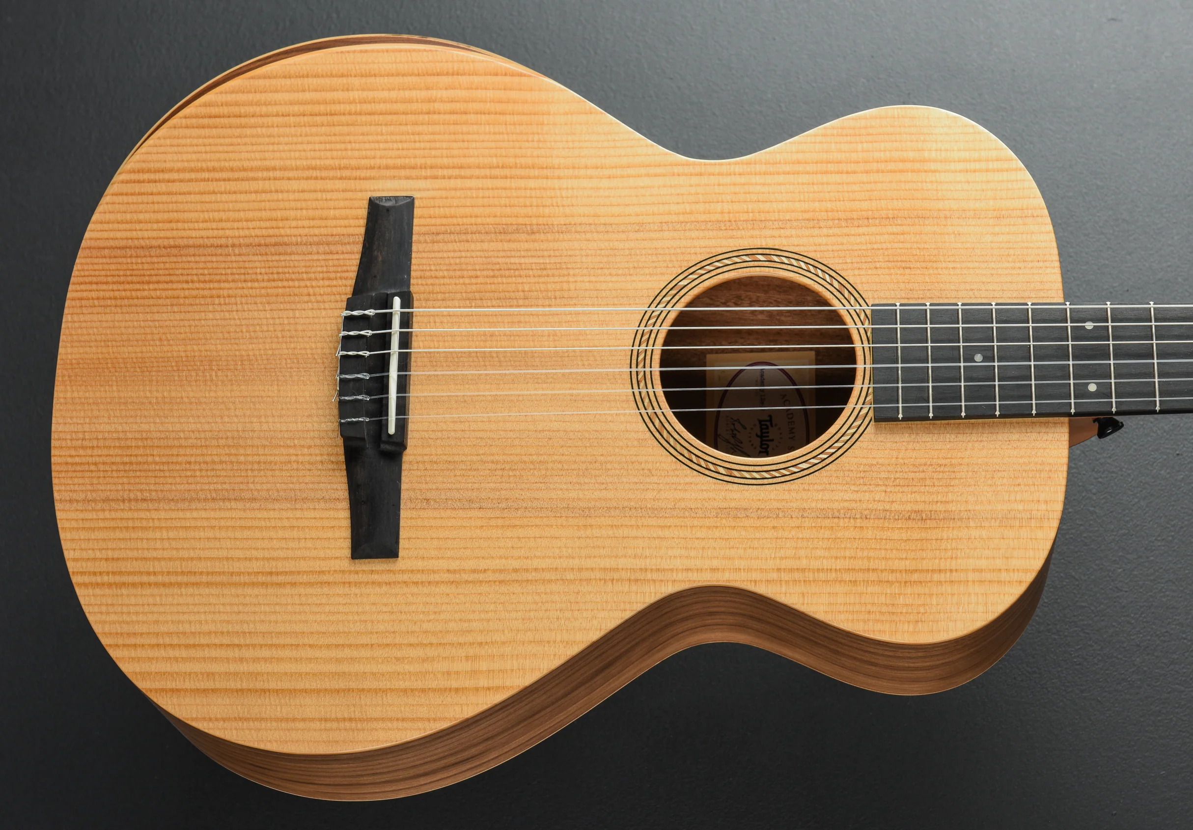 USED Academy 12E-N '25