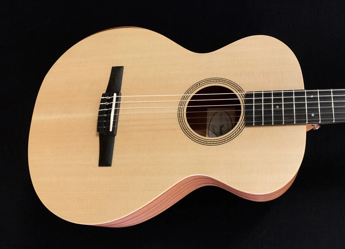 Academy 12E-N