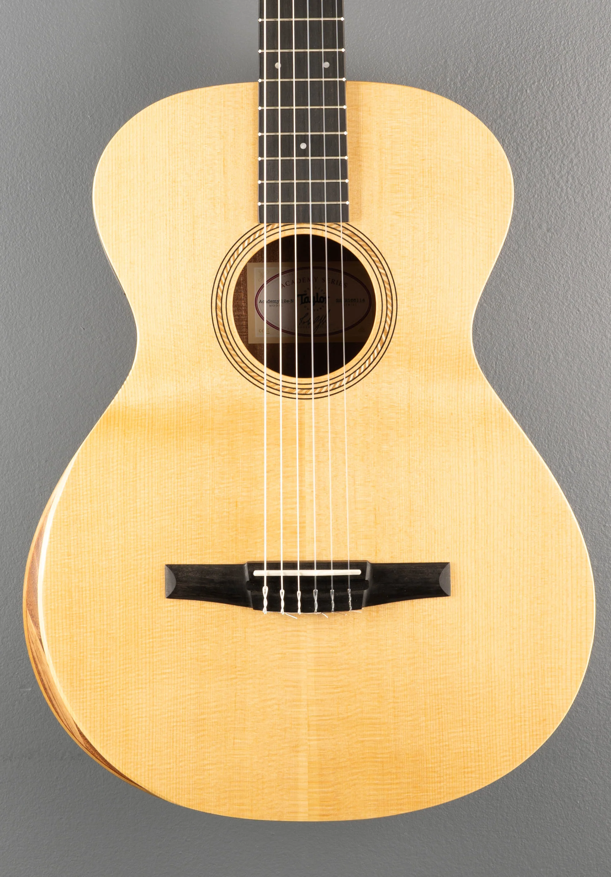 USED Academy 12E-N '25 - Image 2