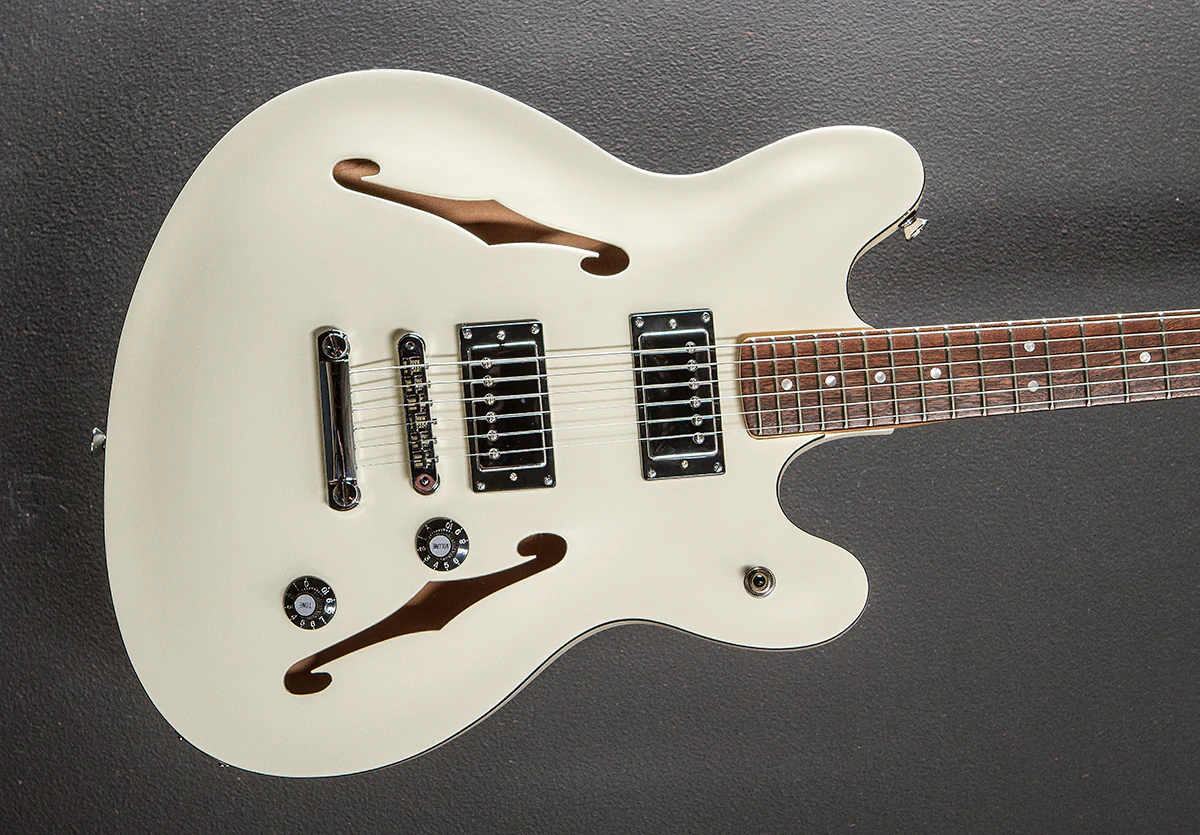Affinity Series Starcaster Deluxe - Olympic White