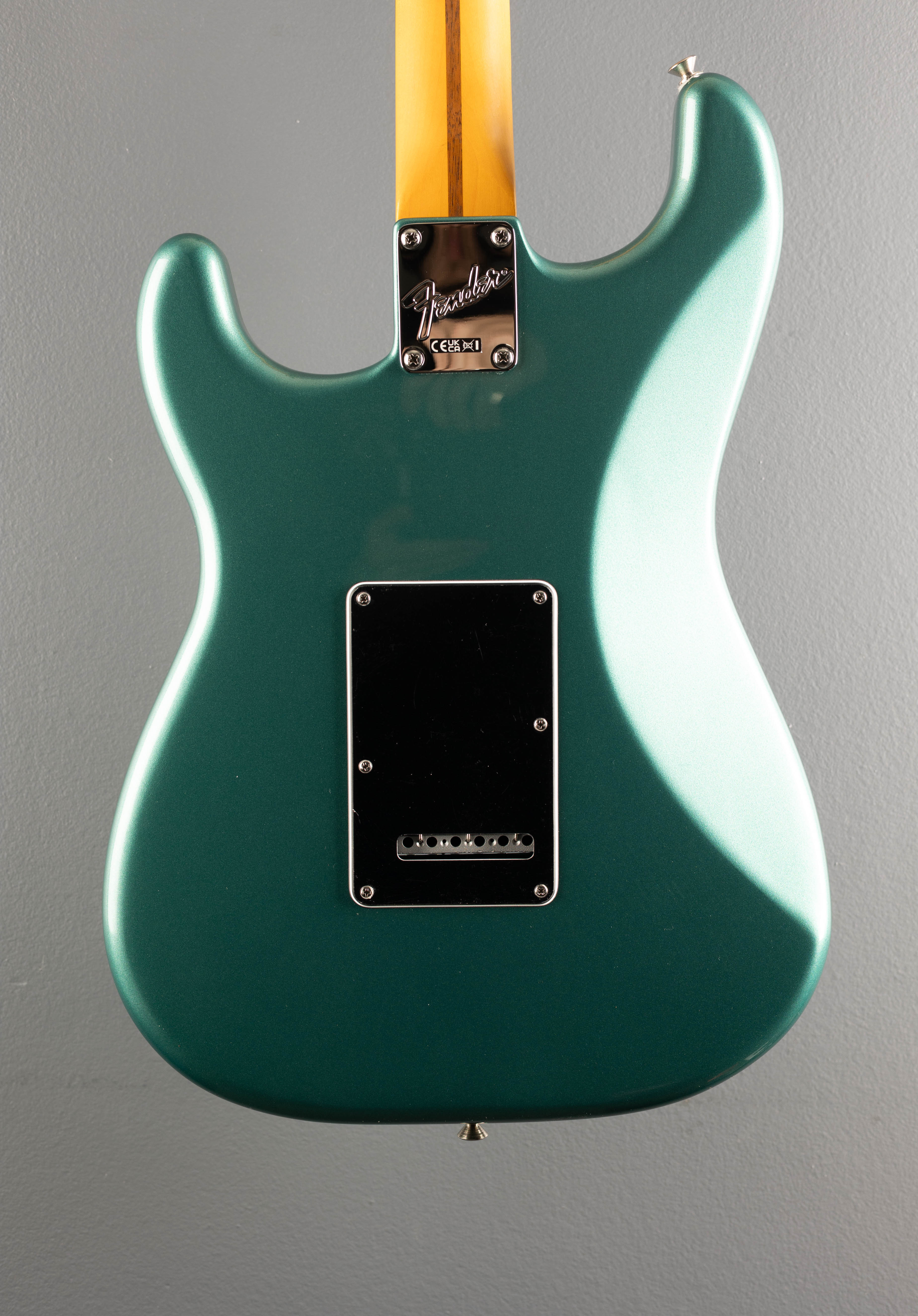 American Professional Classic Stratocaster HSS - Faded Sherwood Green Metallic - Image 4