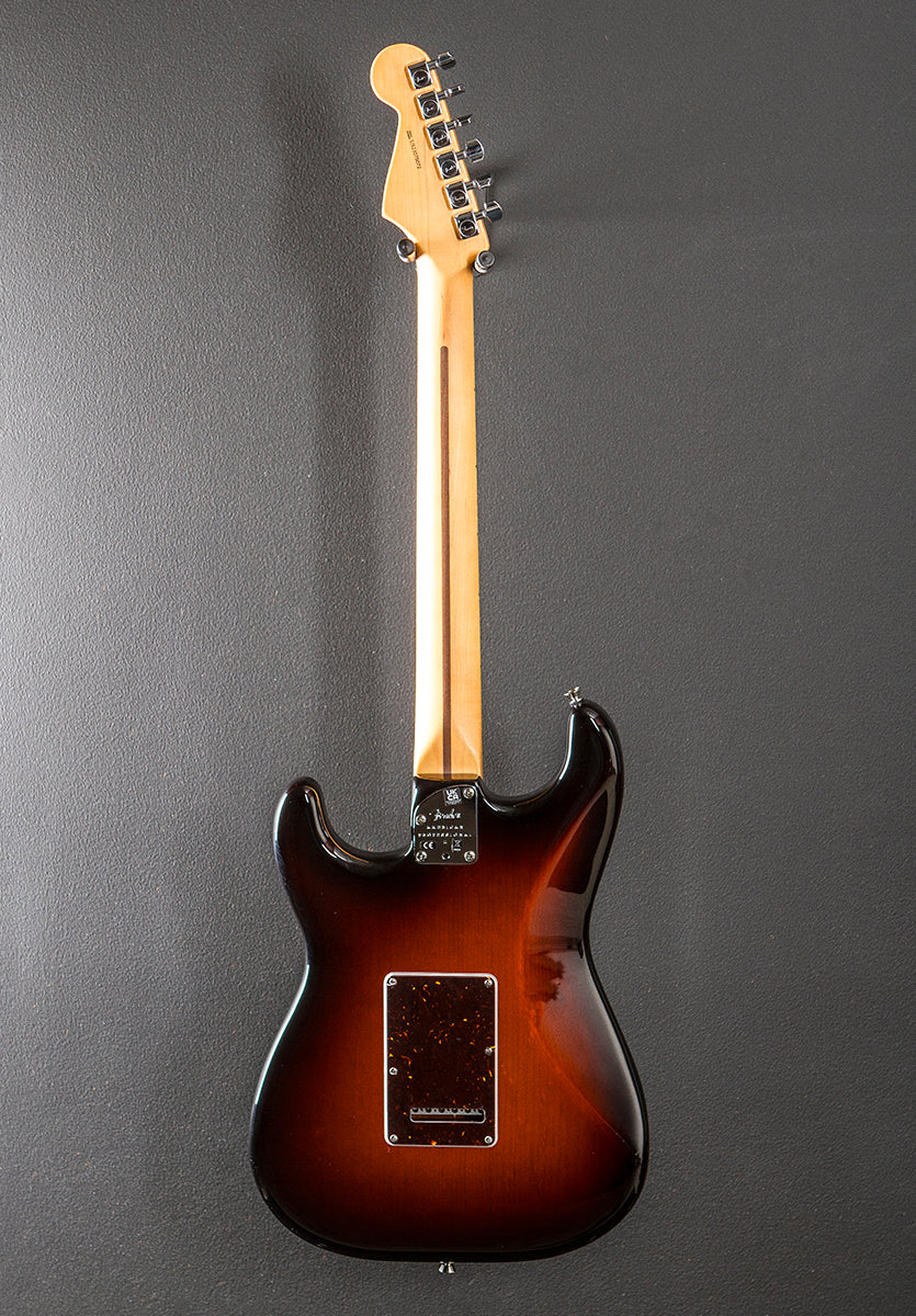 American Professional II Stratocaster HSS - 3 Color Sunburst w/Maple - Image 5