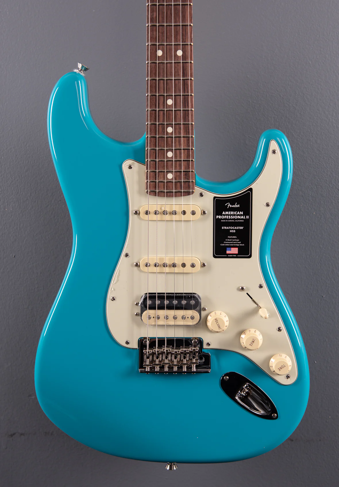 American Professional II Stratocaster HSS - Miami Blue w/Rosewood - Image 3