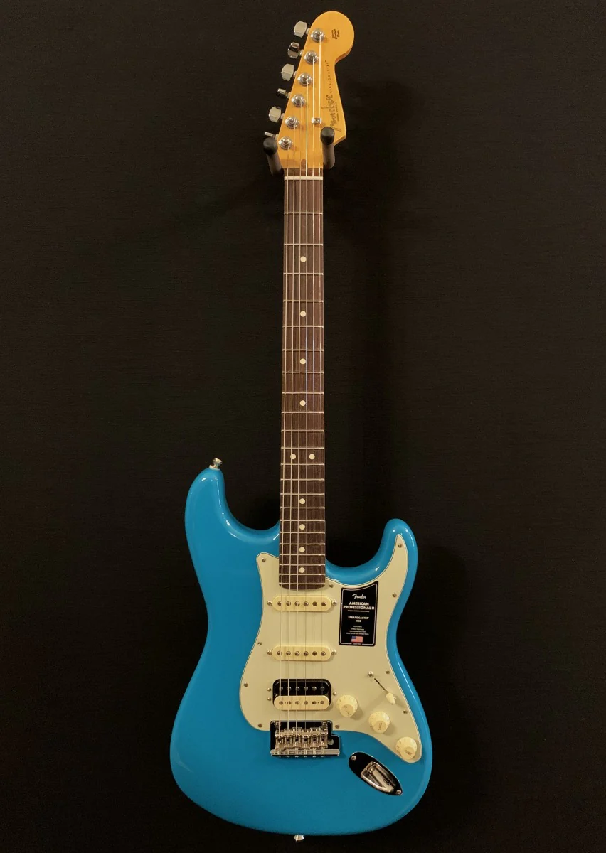 American Professional II Stratocaster HSS - Miami Blue w/Rosewood - Image 3