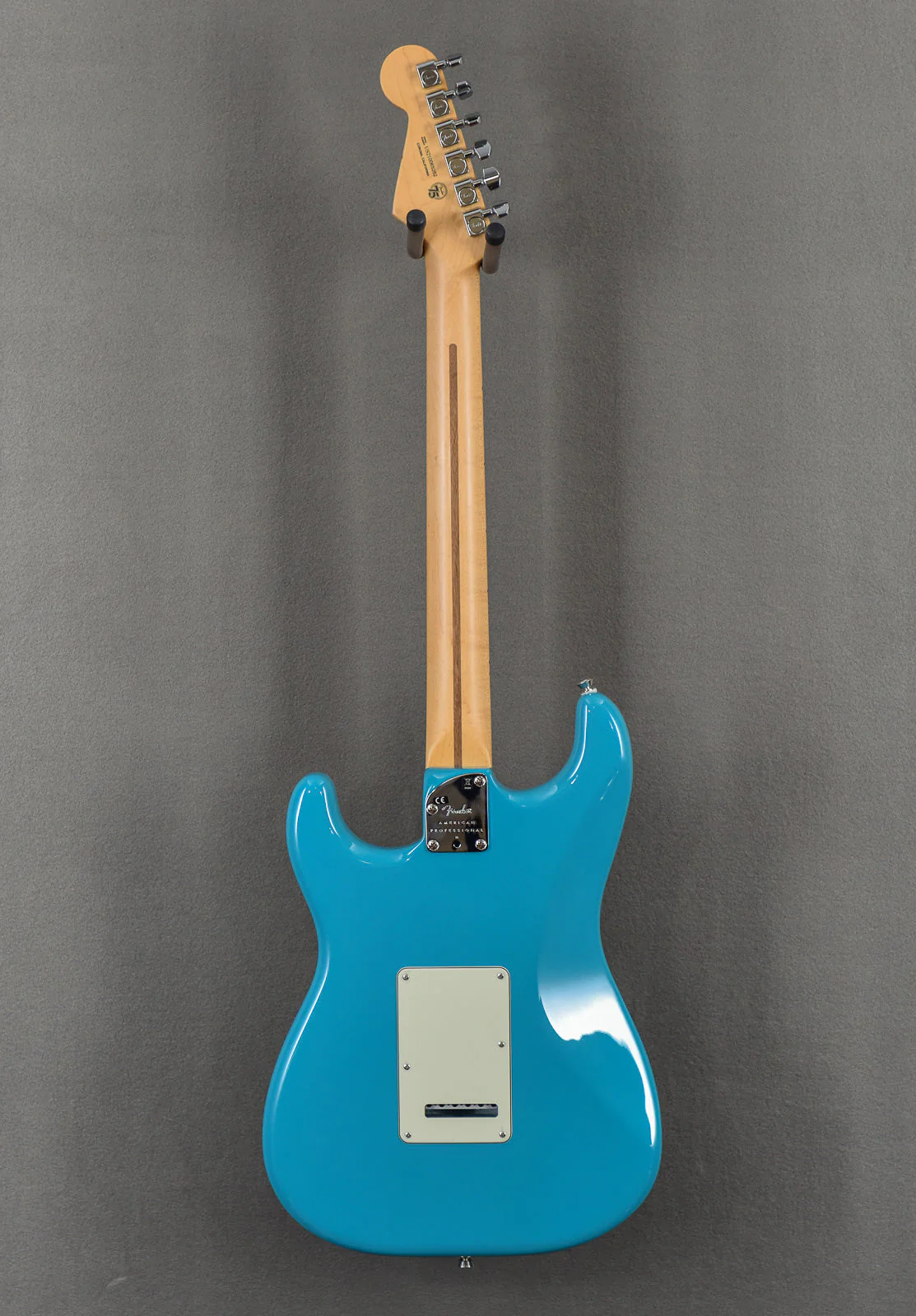 American Professional II Stratocaster – Miami Blue w/Maple - Image 4
