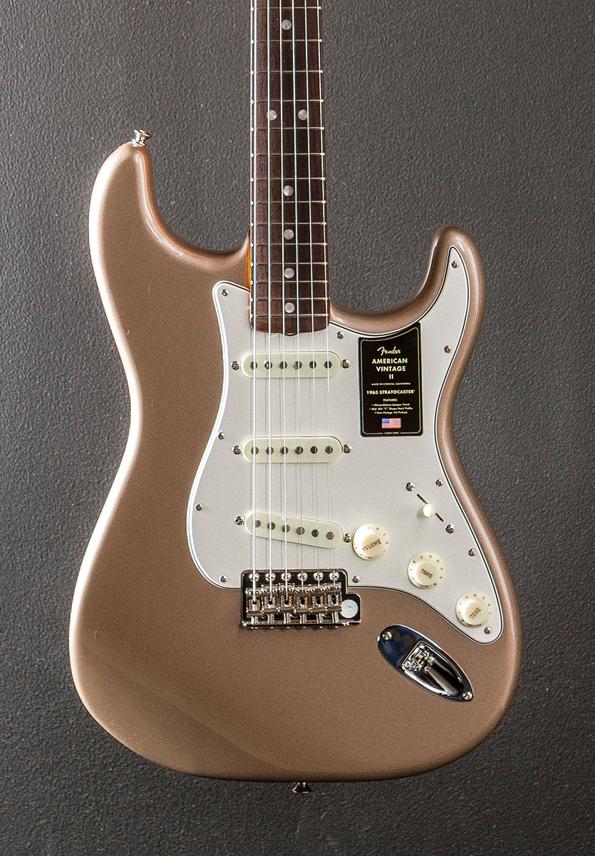 American Vintage II 1965 Stratocaster - Shoreline Gold - Image 2