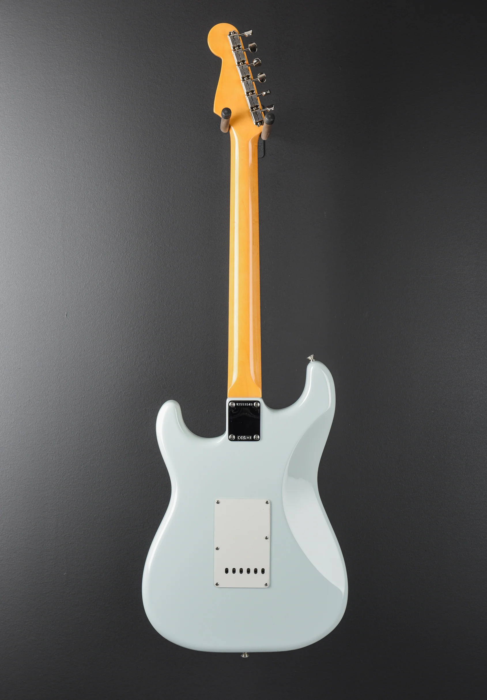 American Vintage II 1965 Stratocaster - Sonic Blue - Image 4