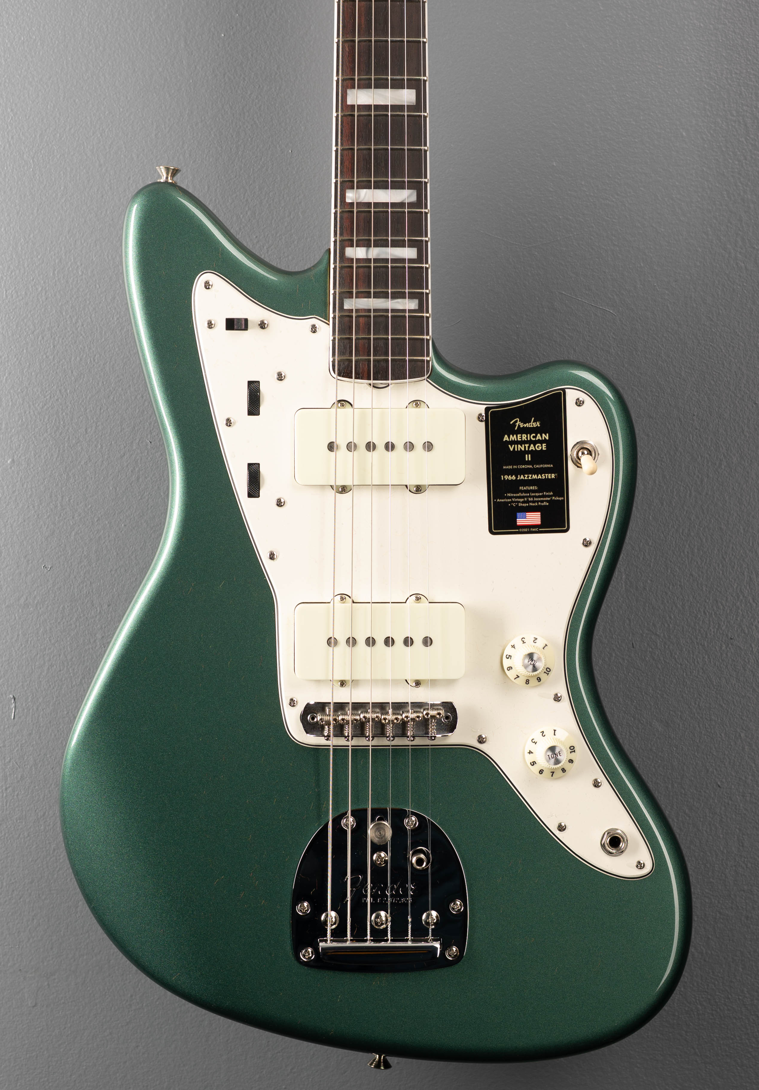 American Vintage II 1966 Jazzmaster - Sherwood Green Metallic - Image 2