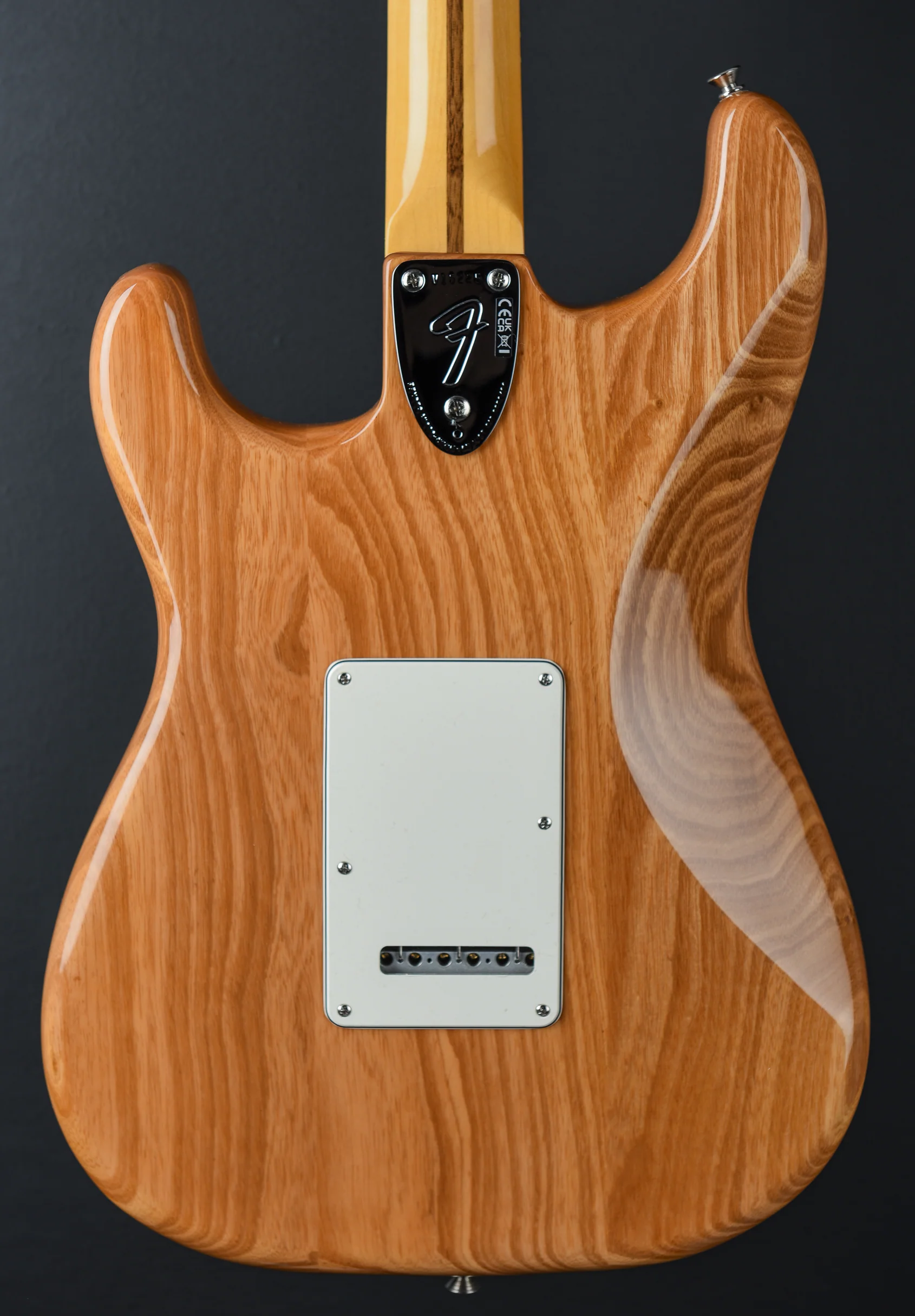 American Vintage II 1973 Stratocaster - Aged Natural w/Rosewood - Image 5