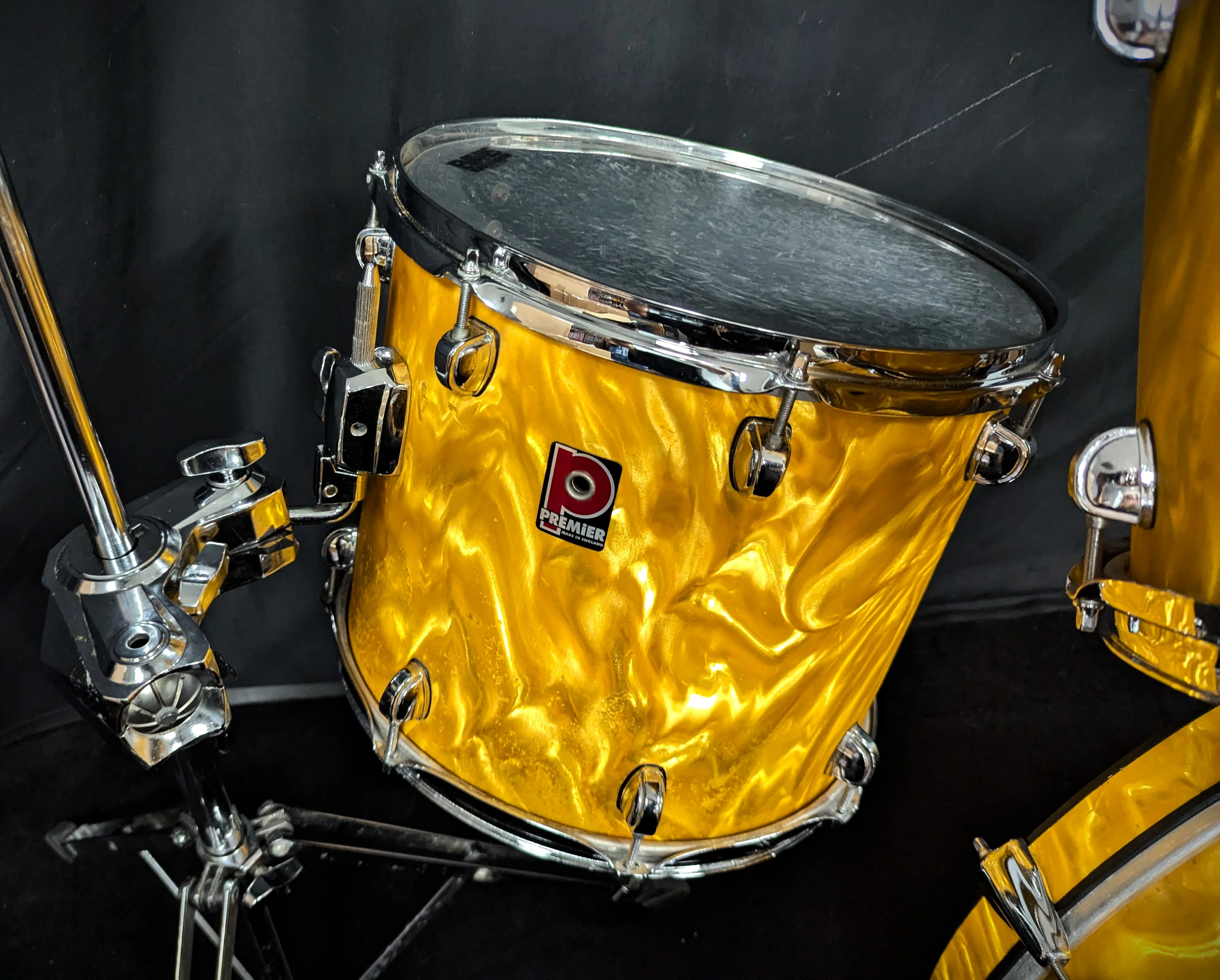 APK Yellow Satin Flame 4-Piece Shell Pack with Cymbal/Tom Stand - Image 12