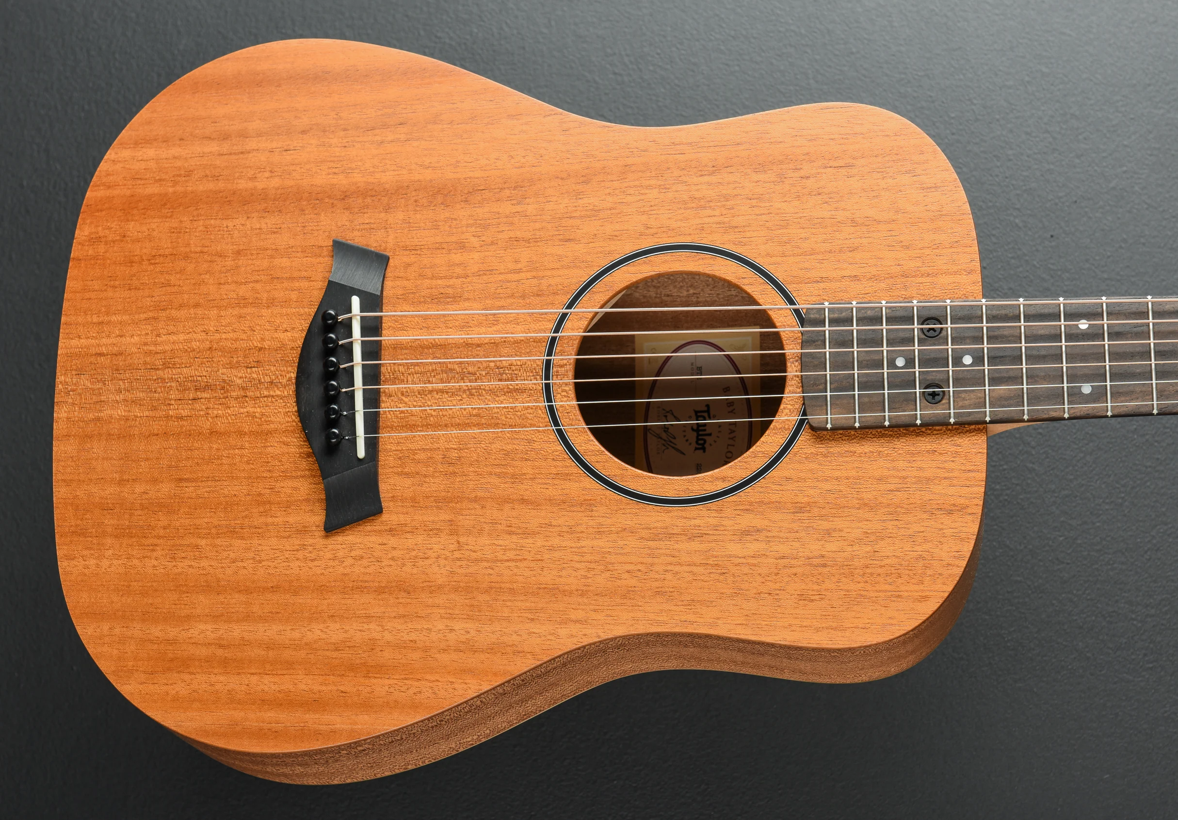 Baby Taylor Mahogany (BT2)