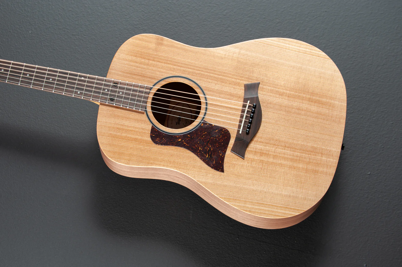 USED Big Baby Taylor (BBT) Left Hand '25
