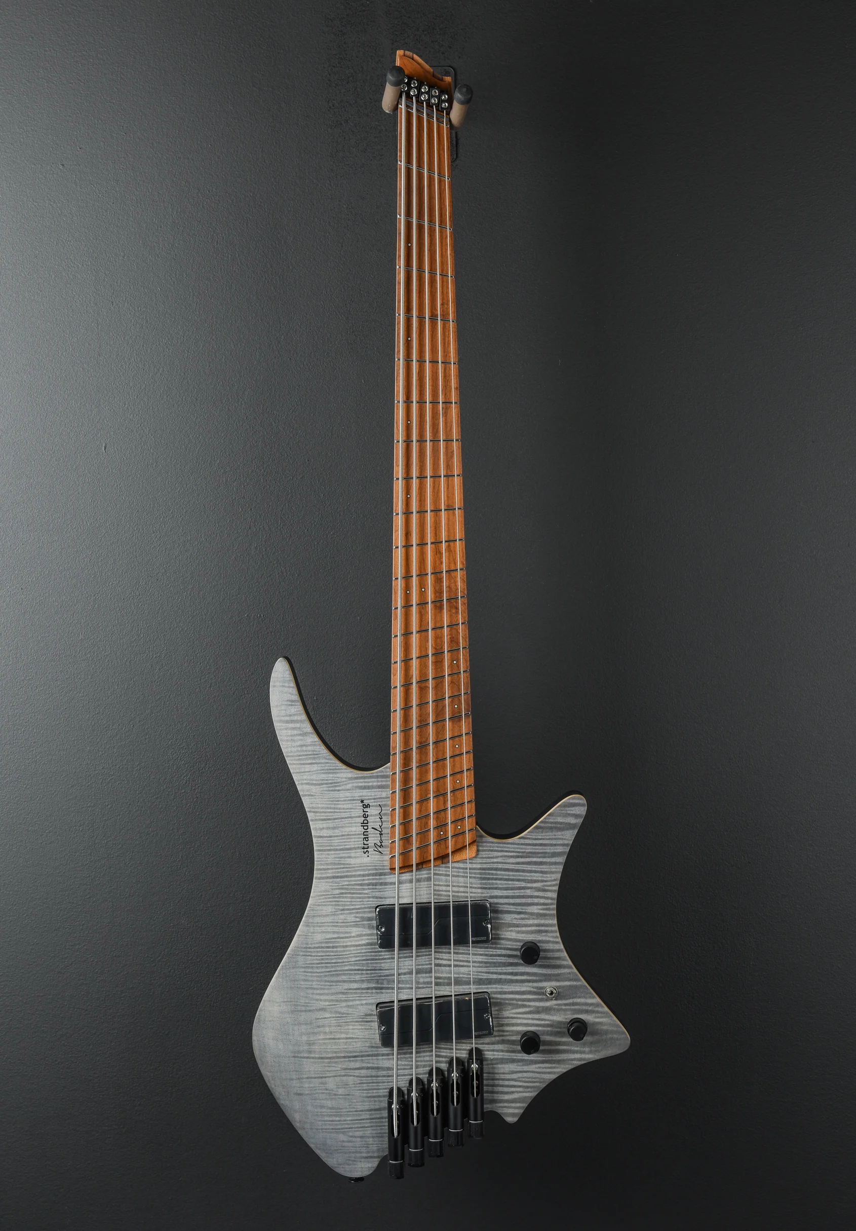 Boden Bass Standard 5 - Charcoal - Image 3