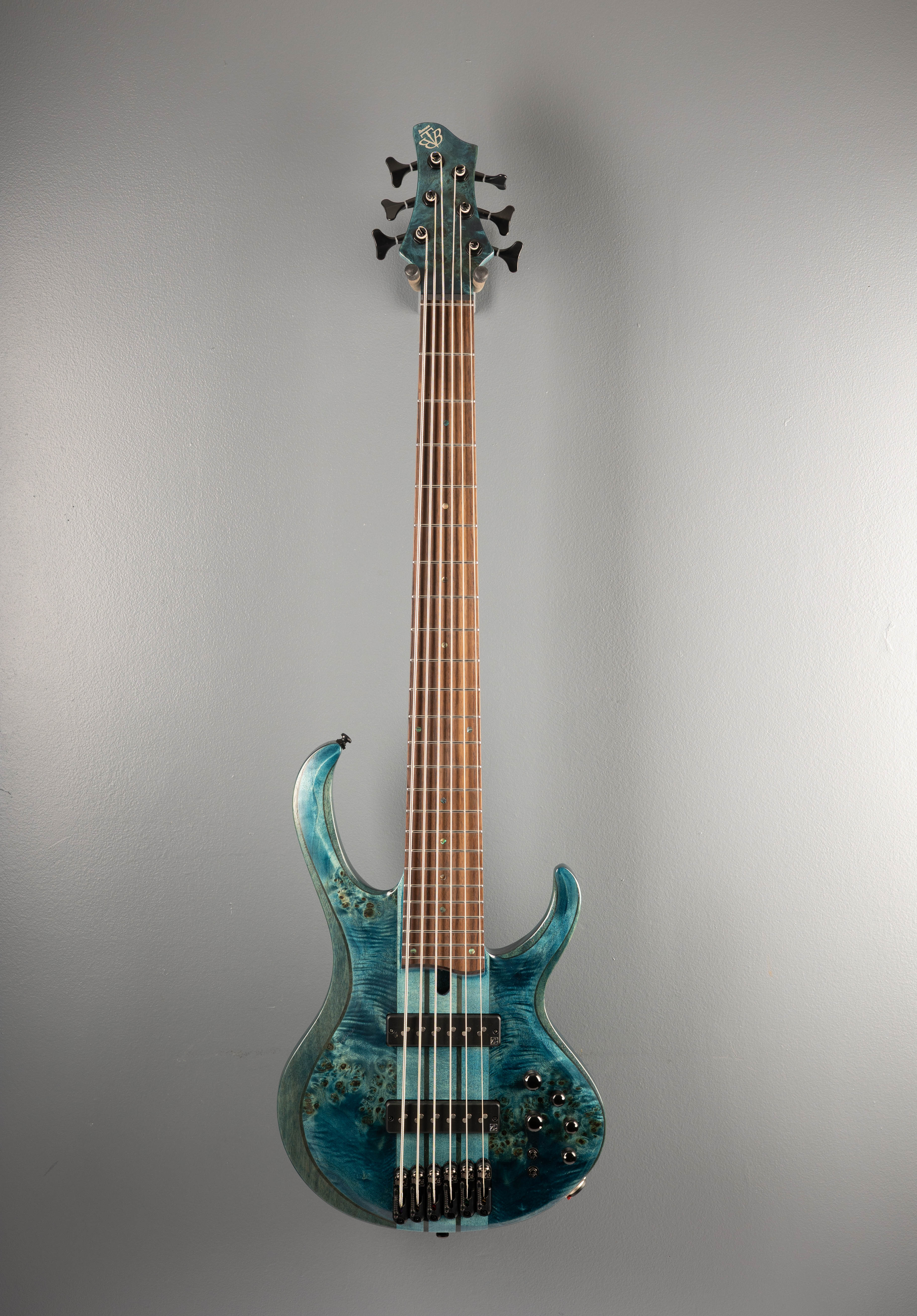 BTB946 Bass - Cosmic Blue Low Gloss - Image 3