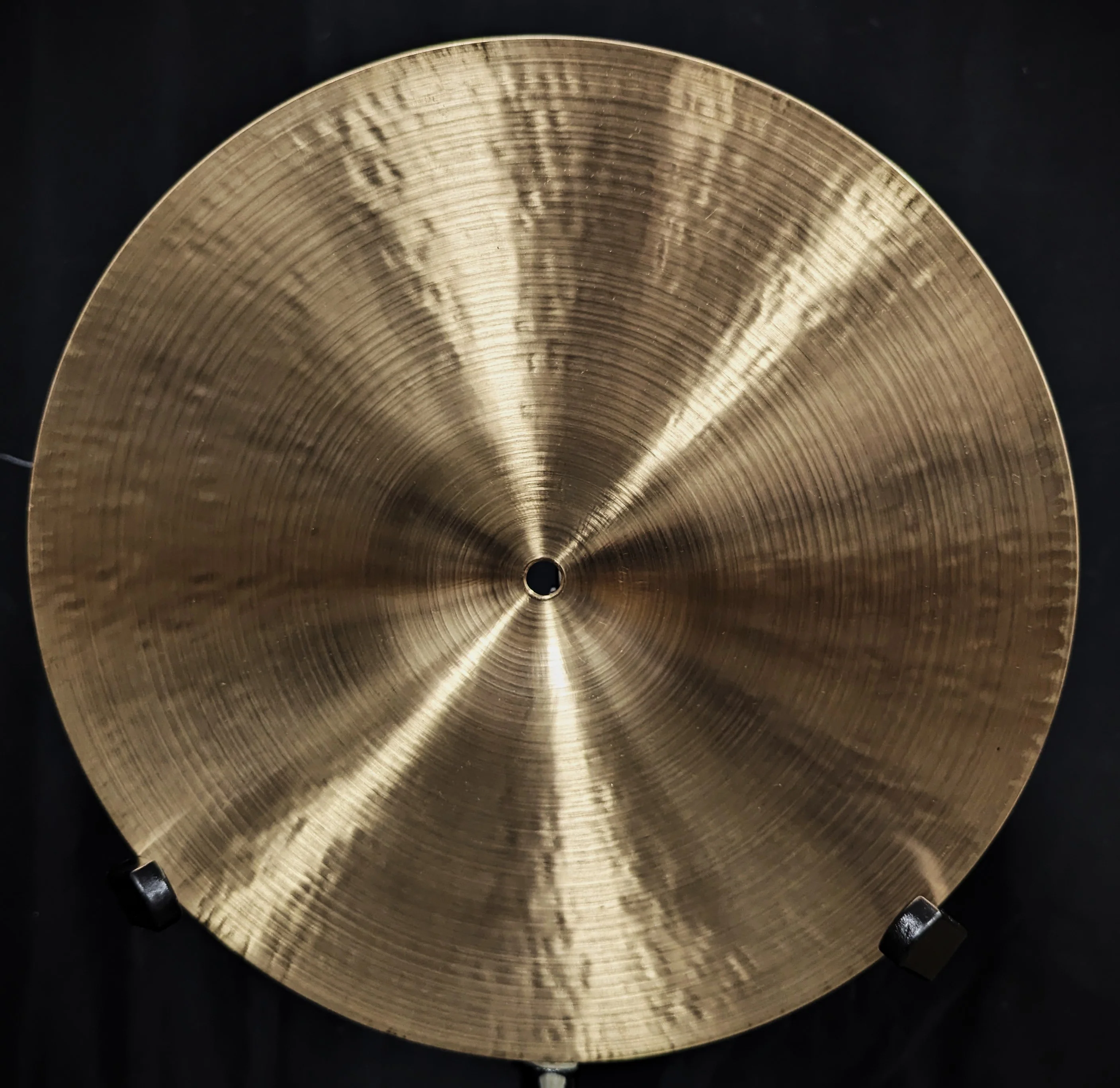 Byzance Mismatched 14" Hi-Hat Pair (Byzance Traditional Medium Top, Byzance Sand Bottom) - Image 2