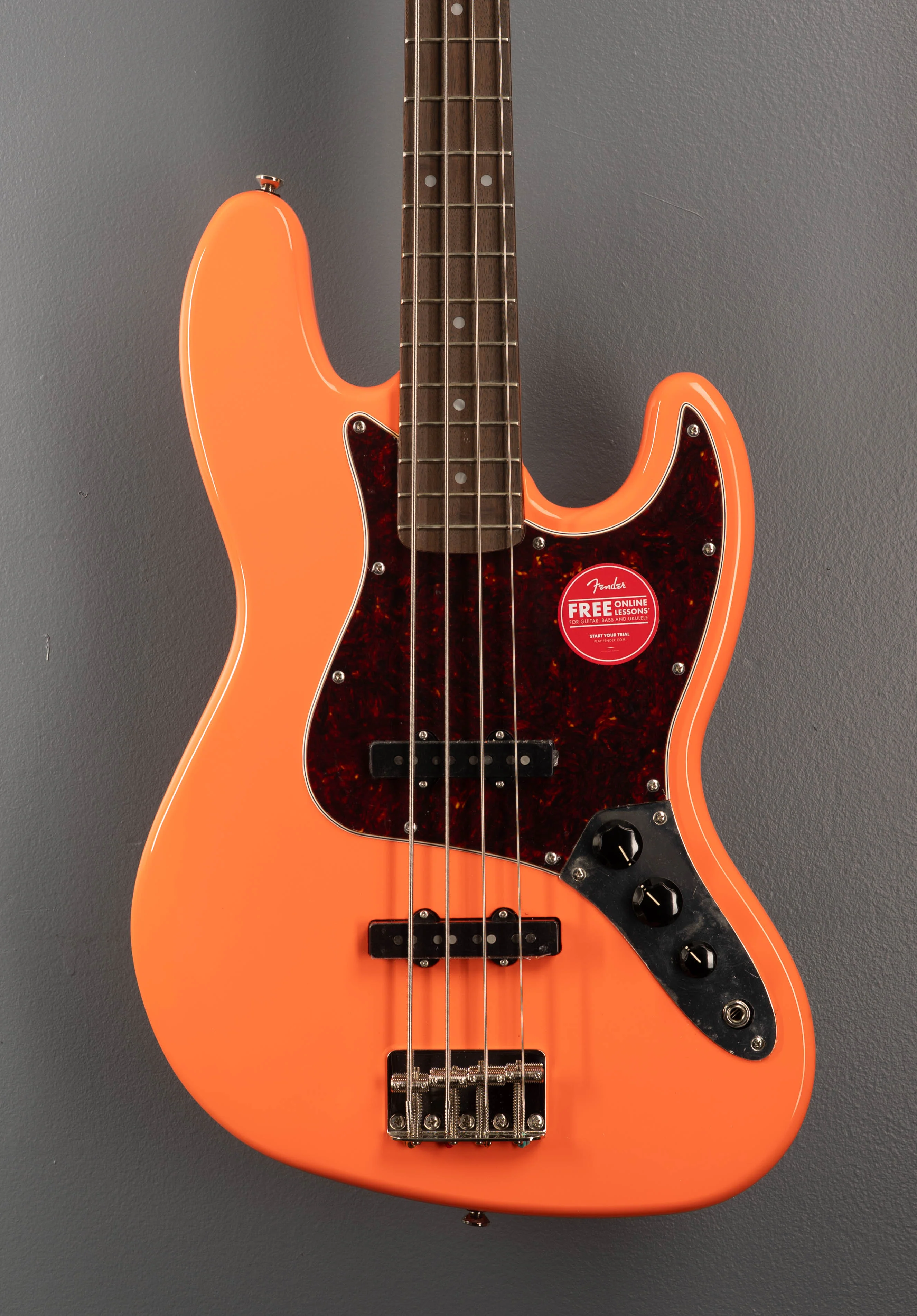 Classic Vibe 60's Jazz Bass - Tahitian Coral - Image 2