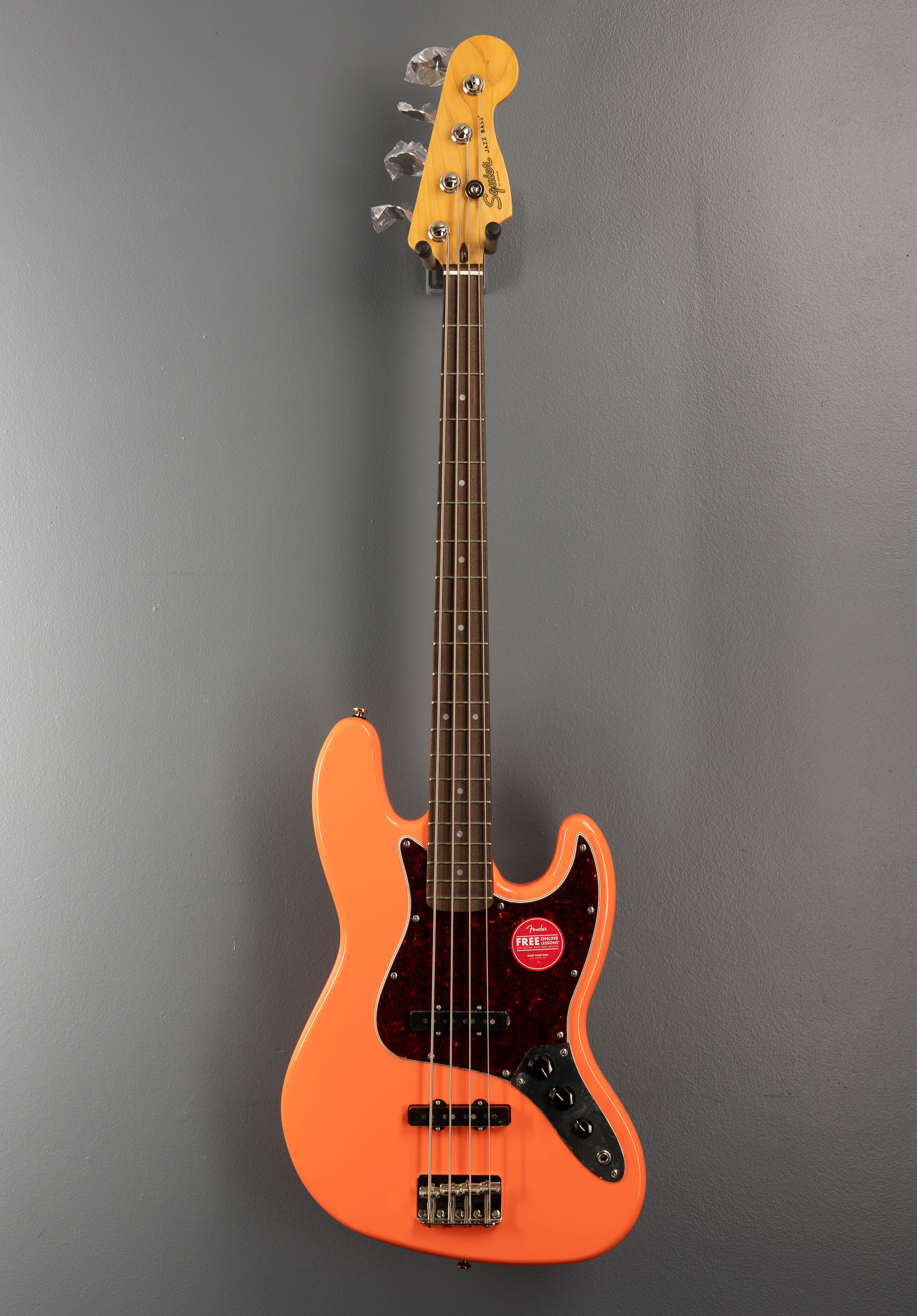 Classic Vibe 60's Jazz Bass - Tahitian Coral - Image 3