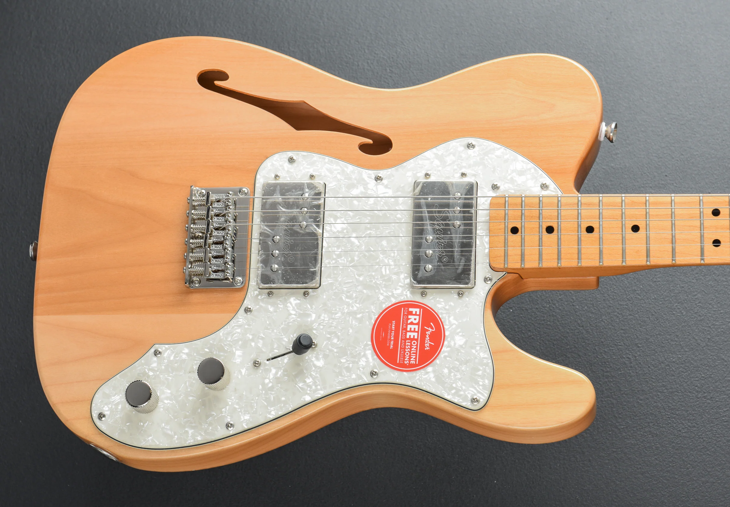 Classic Vibe 70ās Telecaster Thinline - Natural