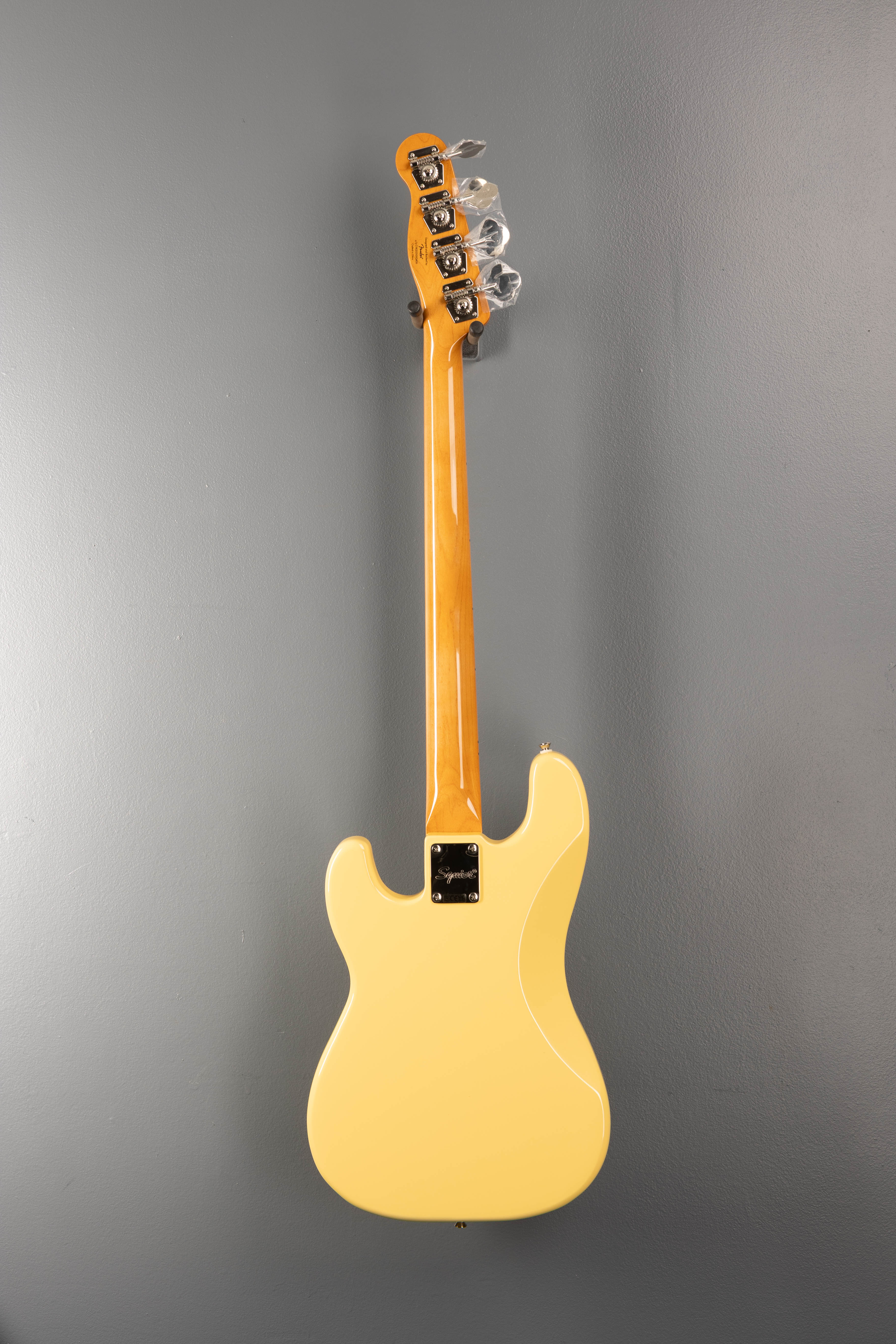 Classic Vibe Telecaster Bass - Vintage White - Image 5