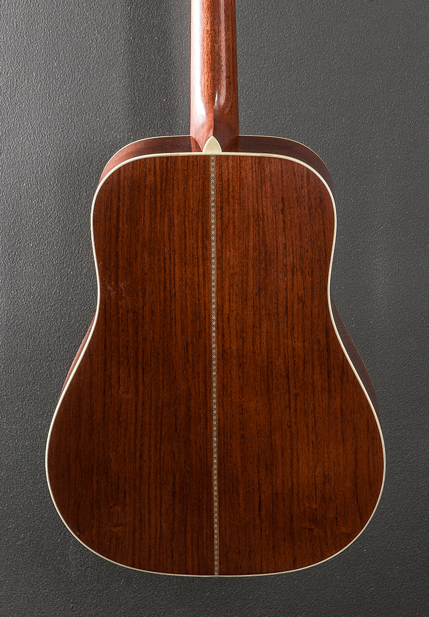 D-28 Authentic 1937 Aged - Image 4