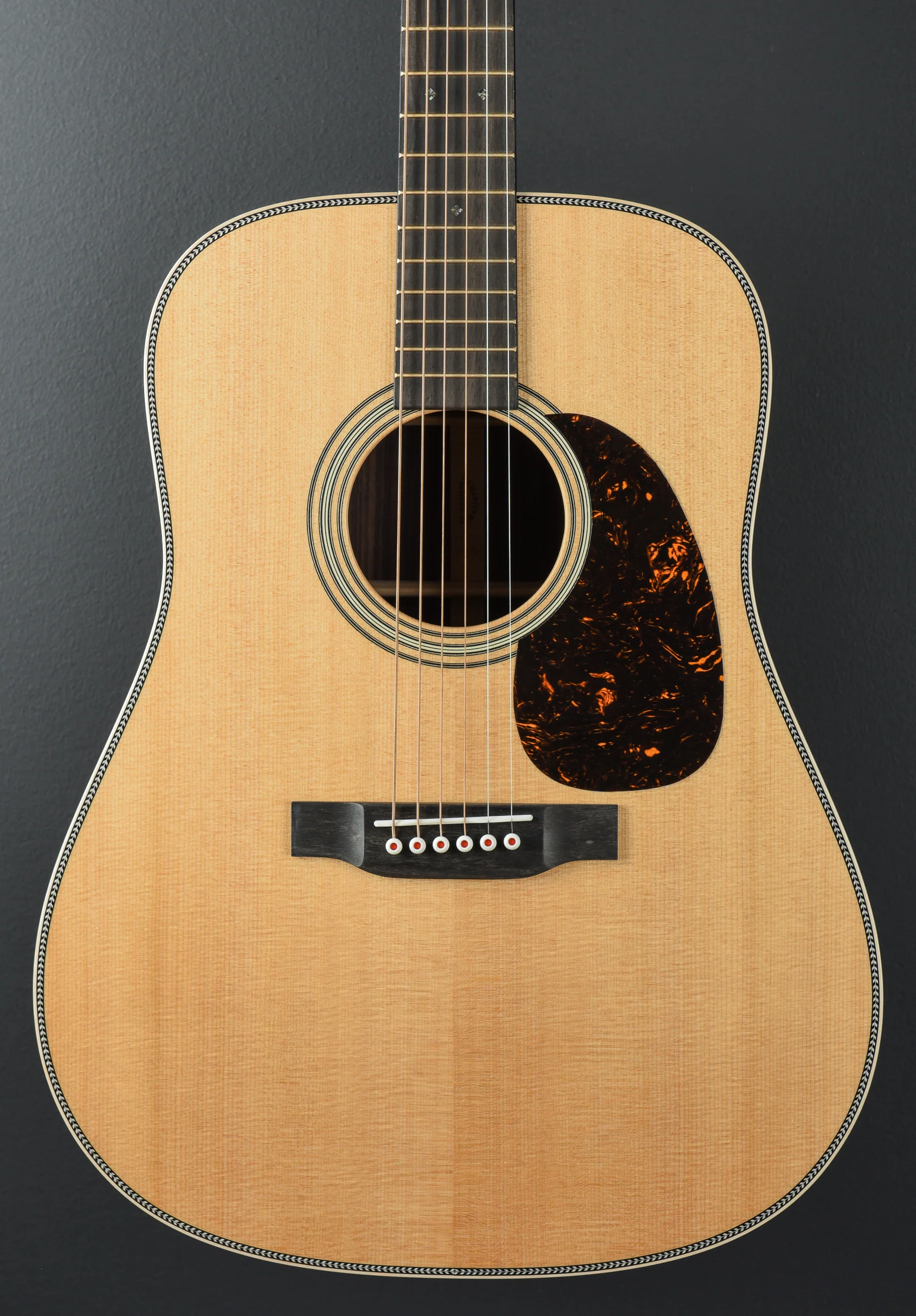 D-28 Modern Deluxe - Image 2