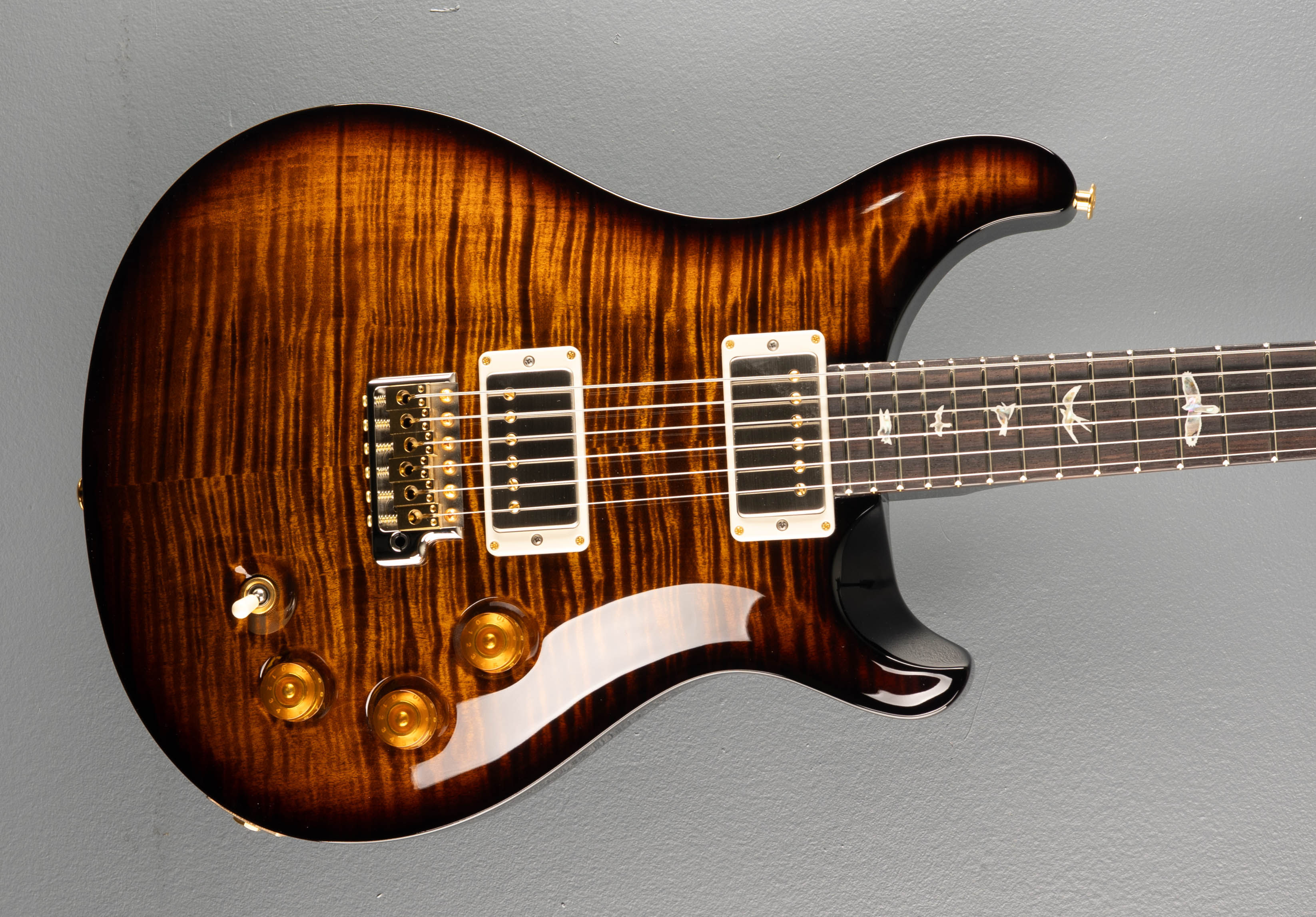 DGT (David Grissom Trem) 10 Top w/Birds - Black Gold Burst