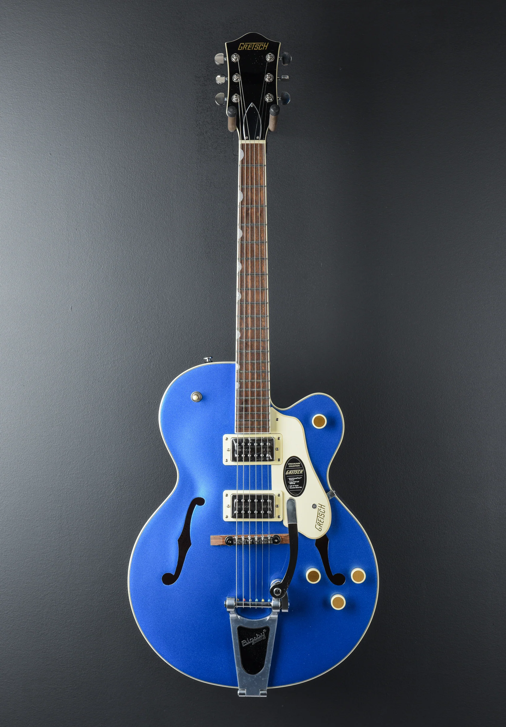 G2420T Streamliner Hollow Body with Bigsby - Fairlane Blue - Image 3
