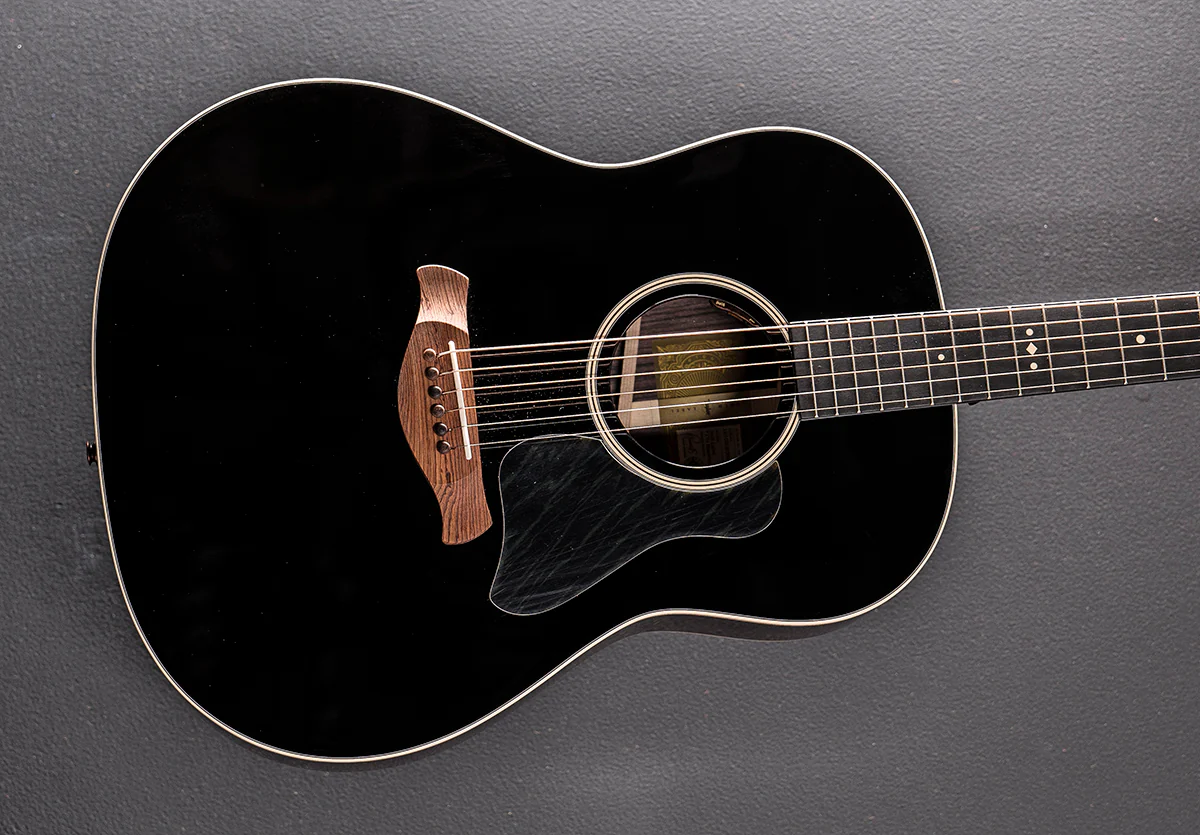 Gold Label 717E Blacktop