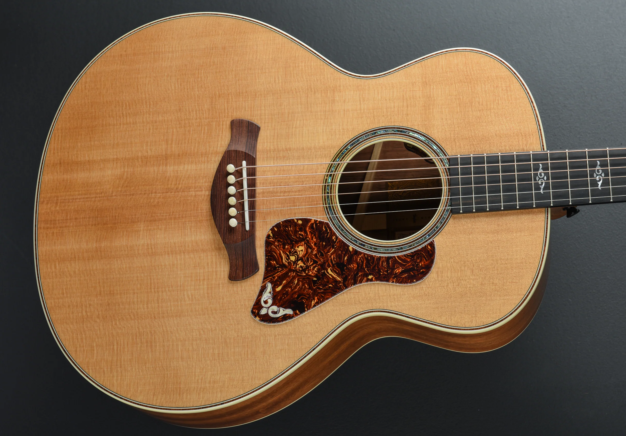 Gold Label 814e Koa