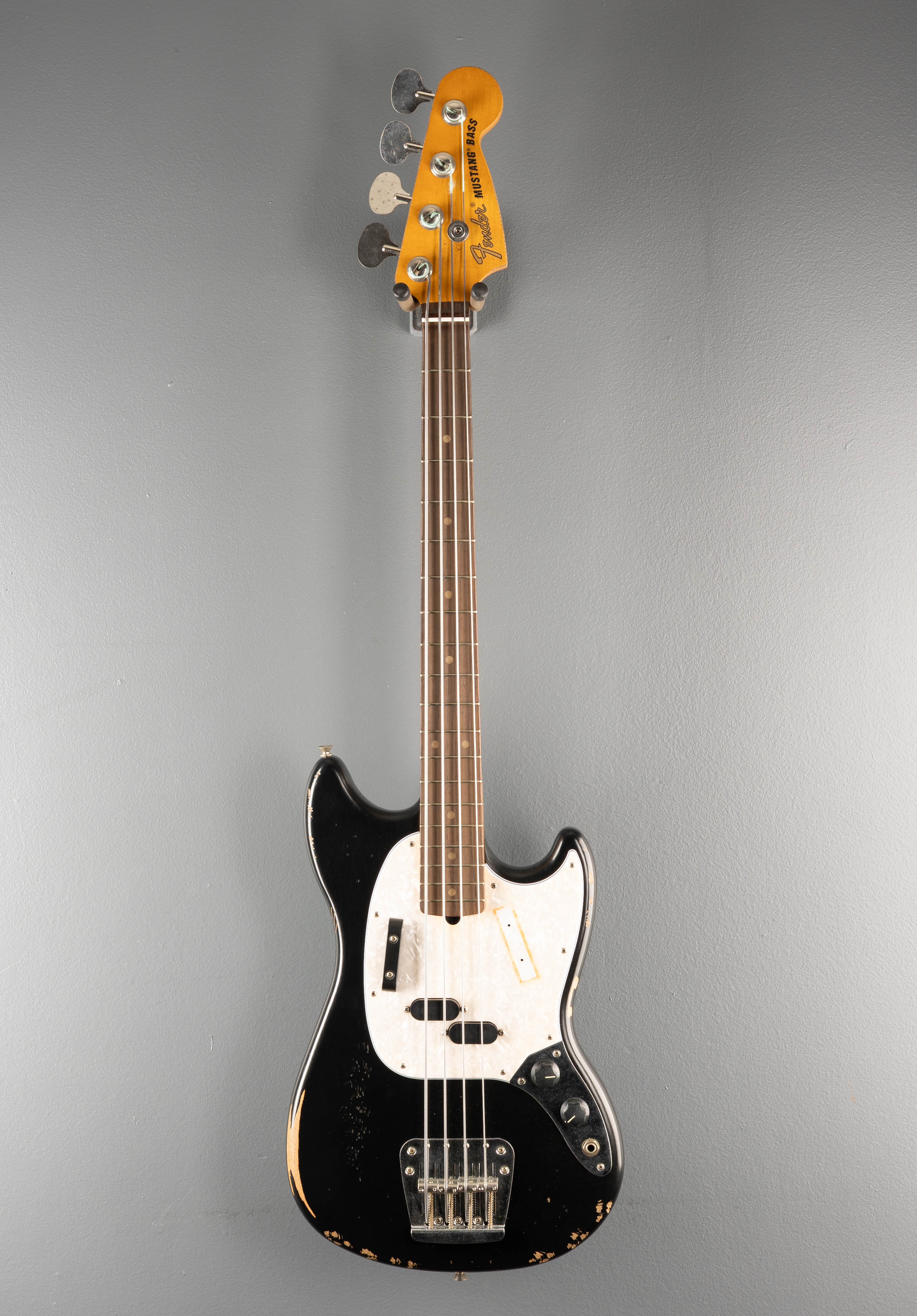 JMJ Road Worn Mustang Bass - Black - Image 3