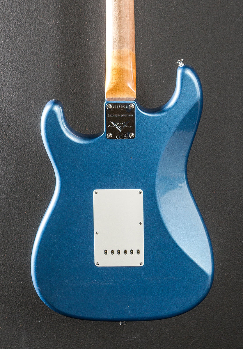 Limited Edition 1963 Journeyman Relic Strat - Image 4