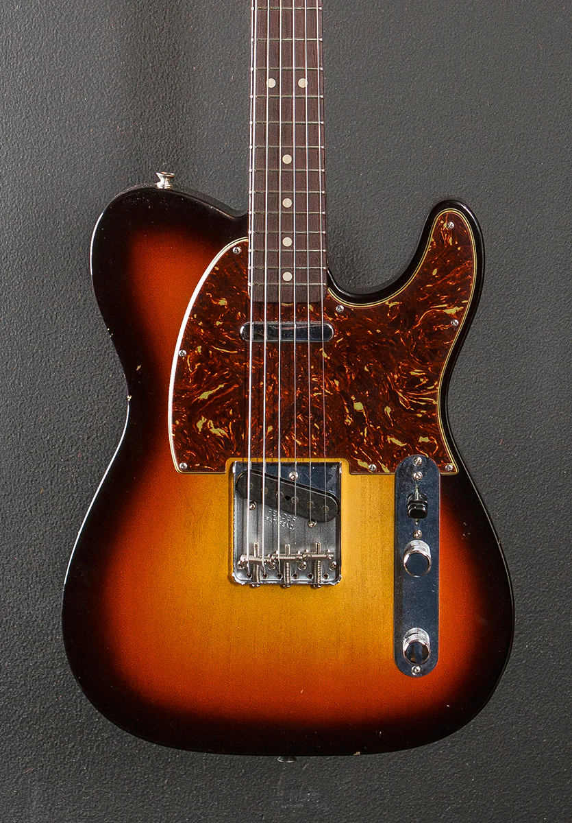 Limited Edition 1963 Journeyman Relic Tele - Image 2