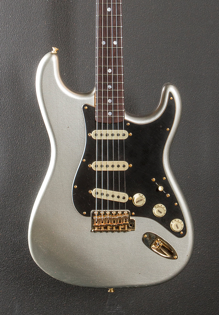 Limited Edition 1965 Dual Mag Journeyman Relic Strat - Image 2